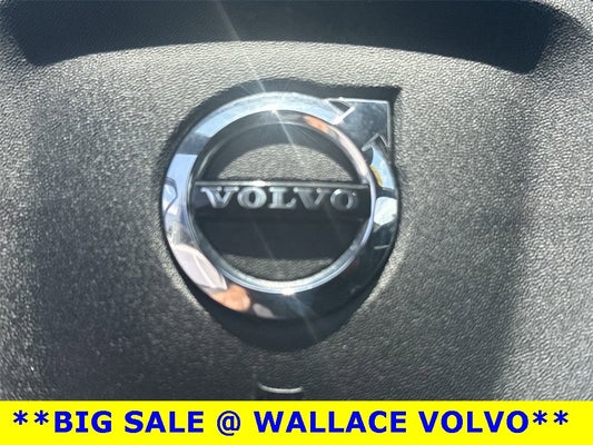 2021 Volvo XC40 R-Design in Stuart, FL - Wallace Auto Group