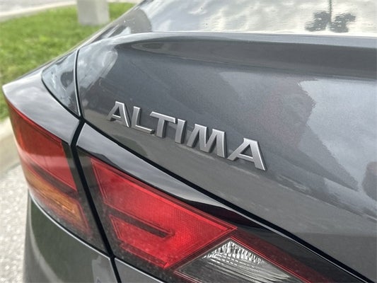 2024 Nissan Altima 2.5 SV in Stuart, FL - Wallace Auto Group