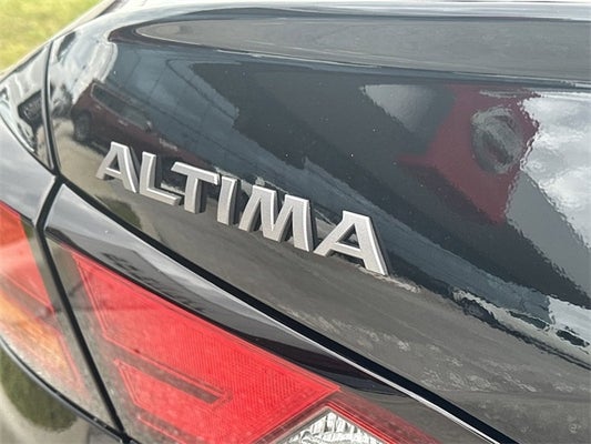 2024 Nissan Altima 2.5 SL in Stuart, FL - Wallace Auto Group
