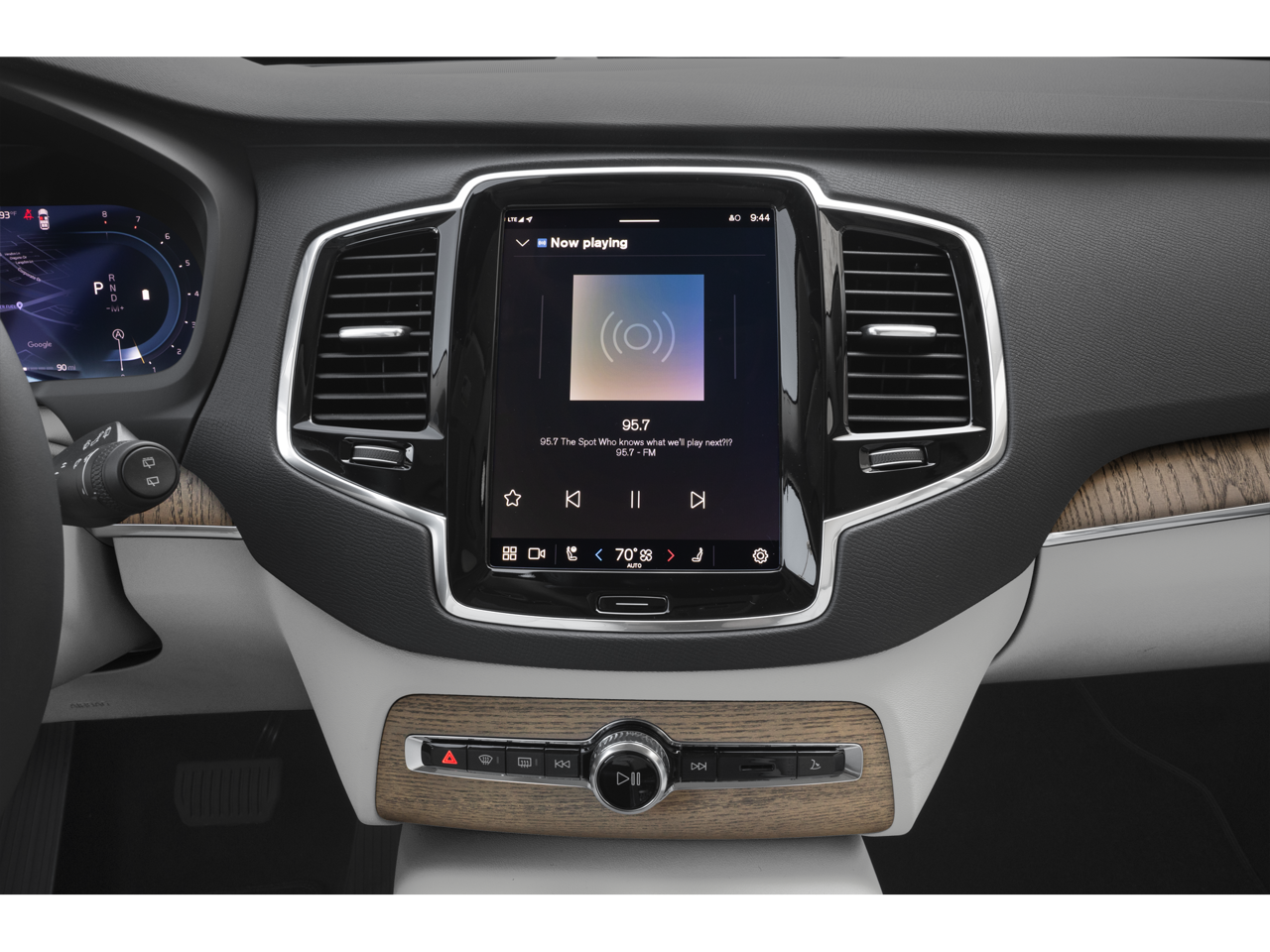 2025 Volvo XC90 B6 Ultra