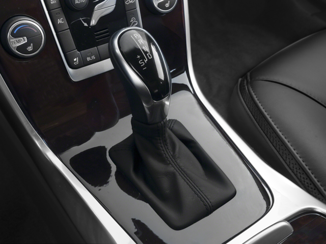 2015 Volvo XC70 T5 Premier