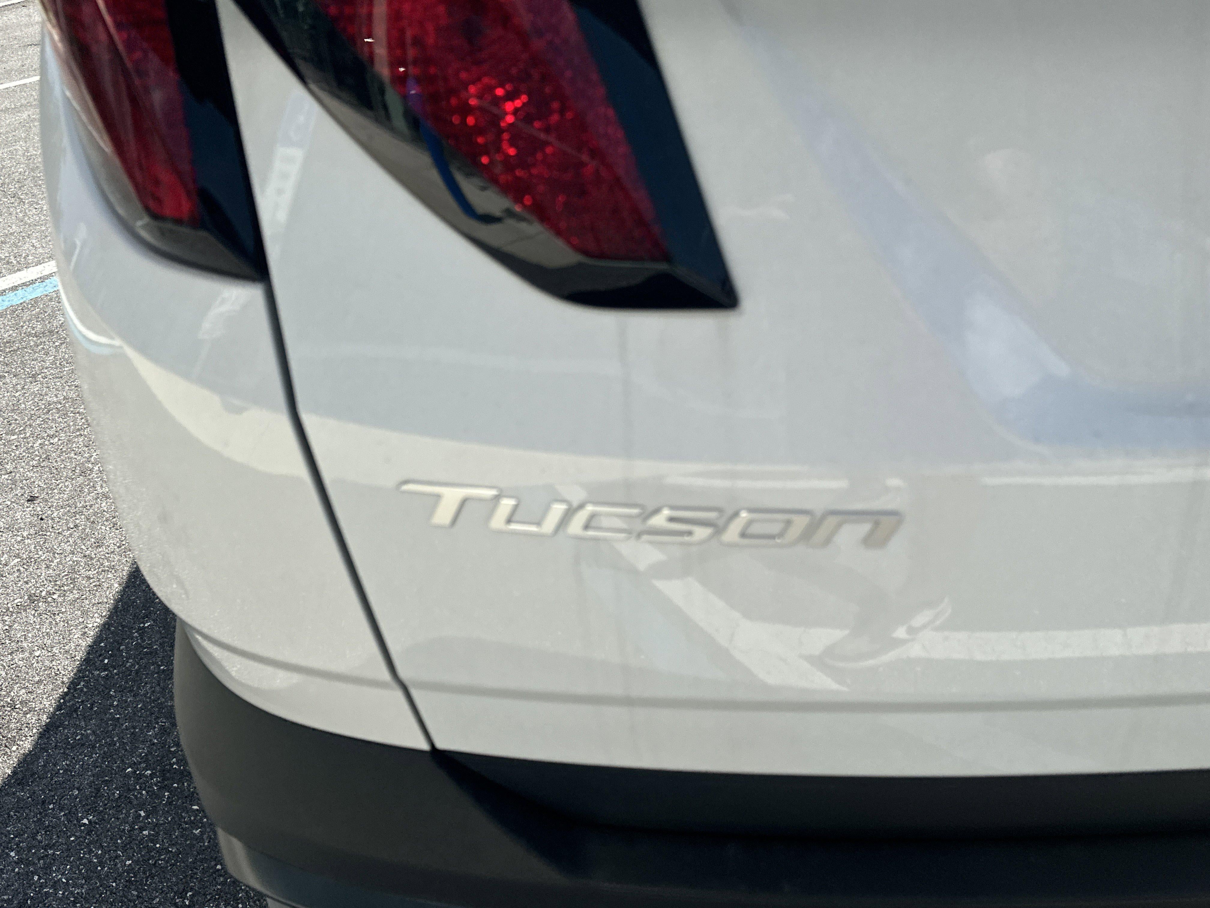 2026 Hyundai Tucson SE FWD