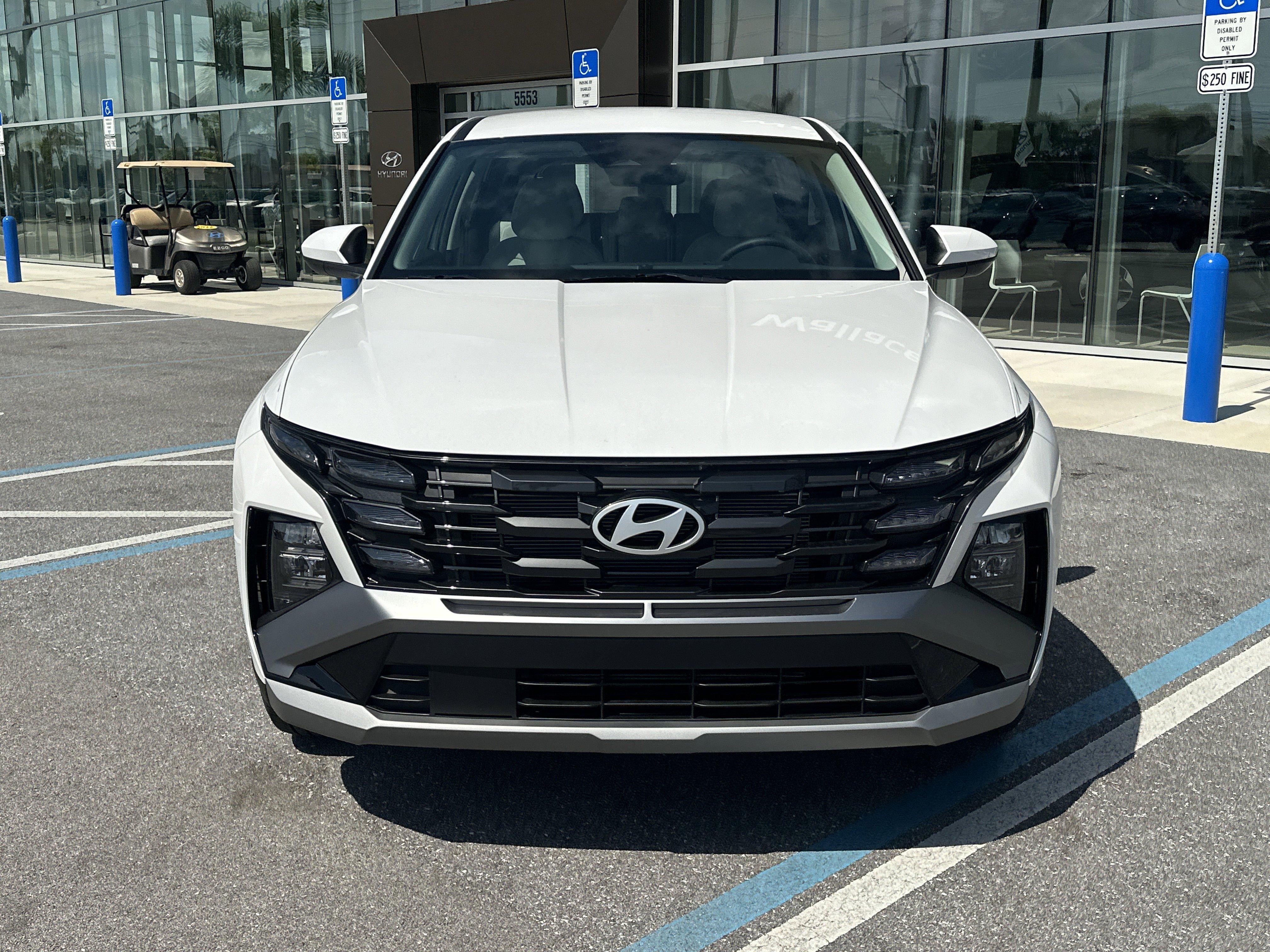 2026 Hyundai Tucson SE FWD