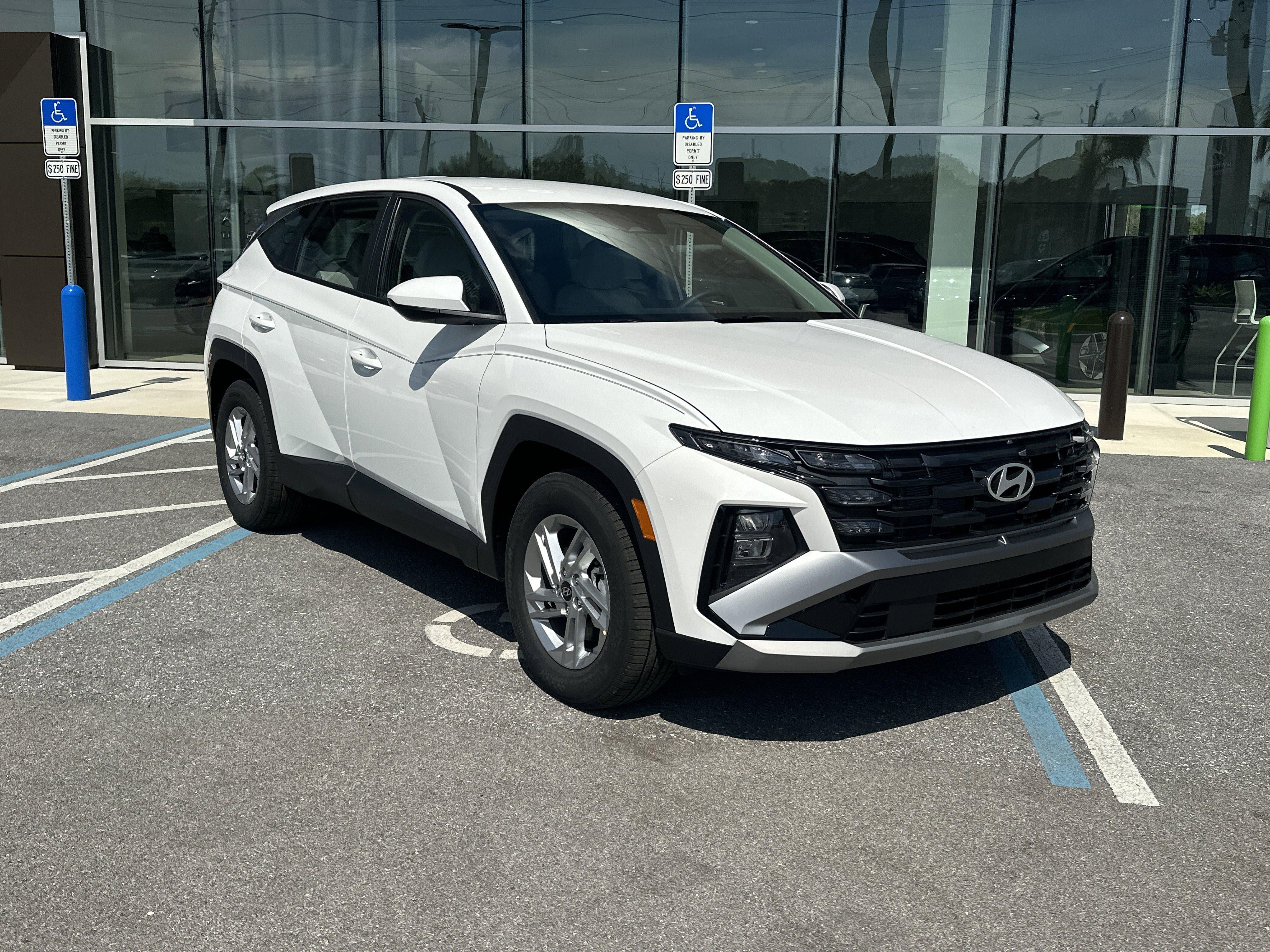 2026 Hyundai Tucson SE FWD