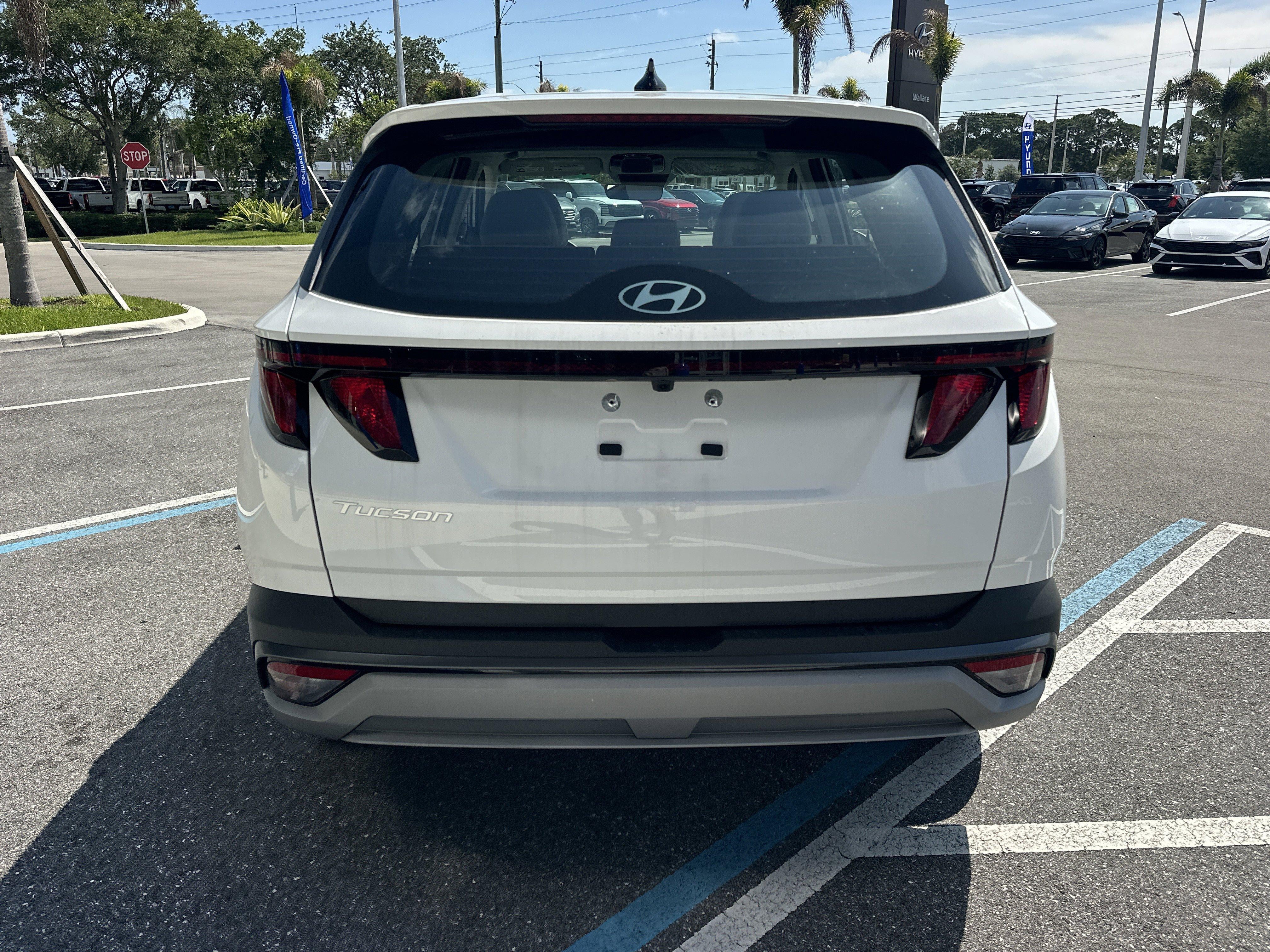 2026 Hyundai Tucson SE FWD
