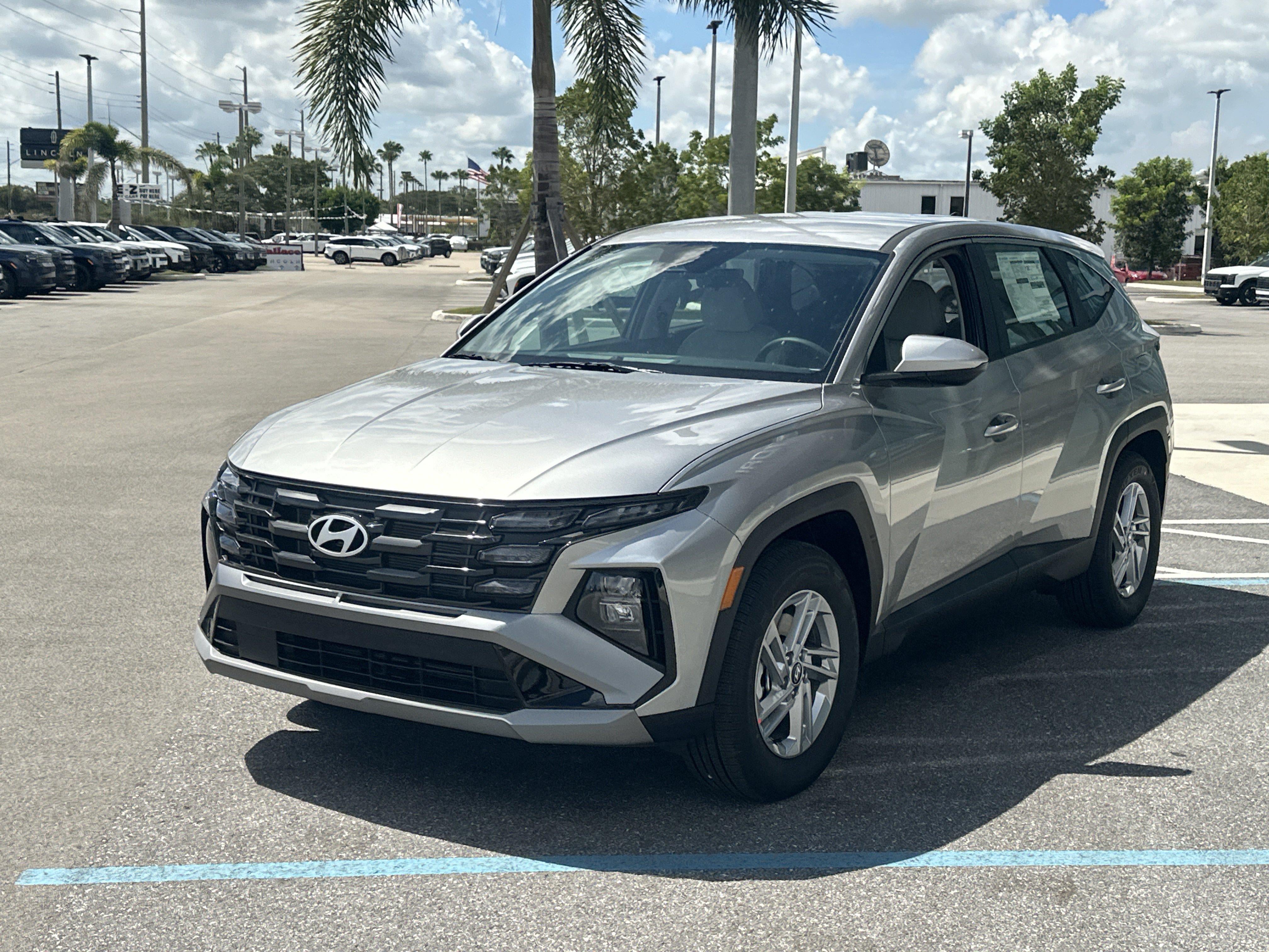 2026 Hyundai Tucson SE FWD