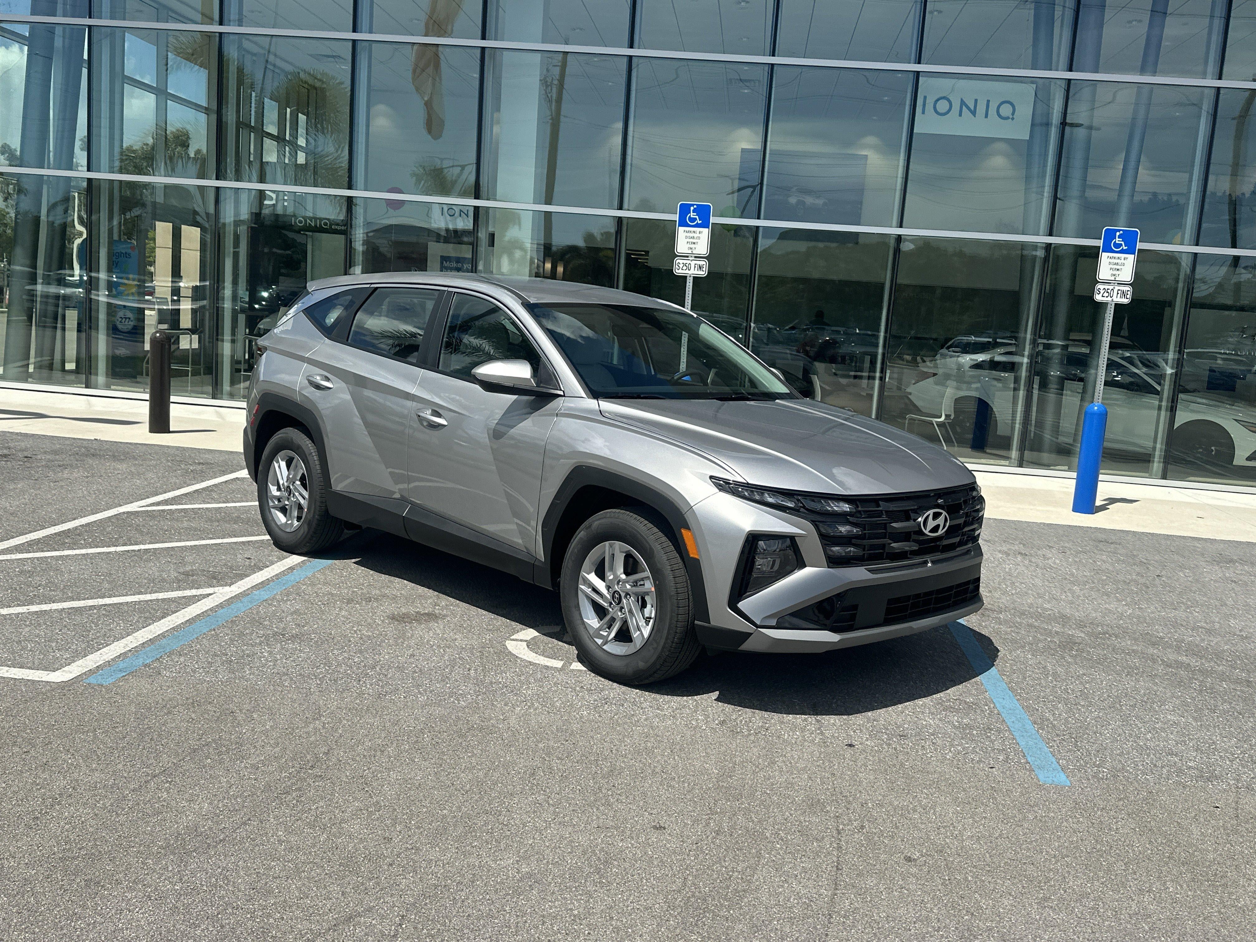 2026 Hyundai Tucson SE FWD