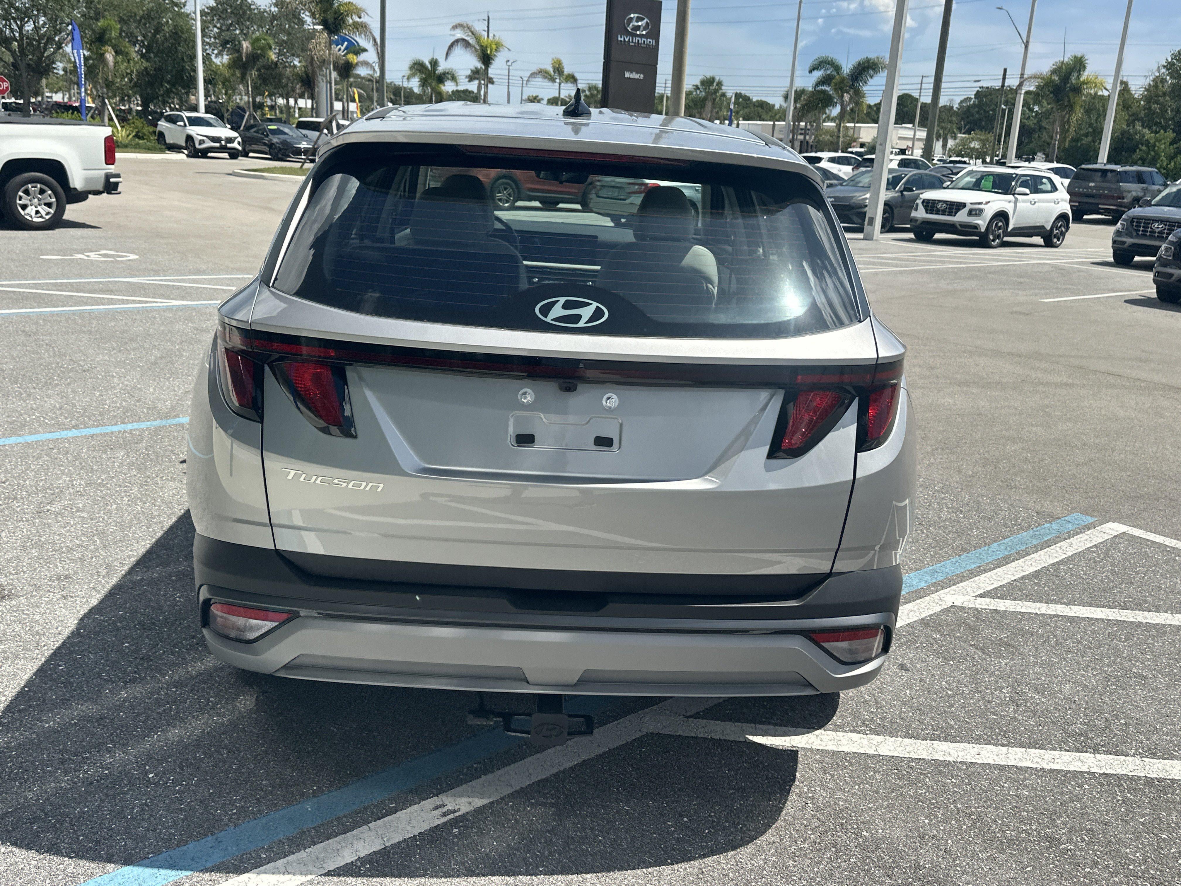 2026 Hyundai Tucson SE FWD