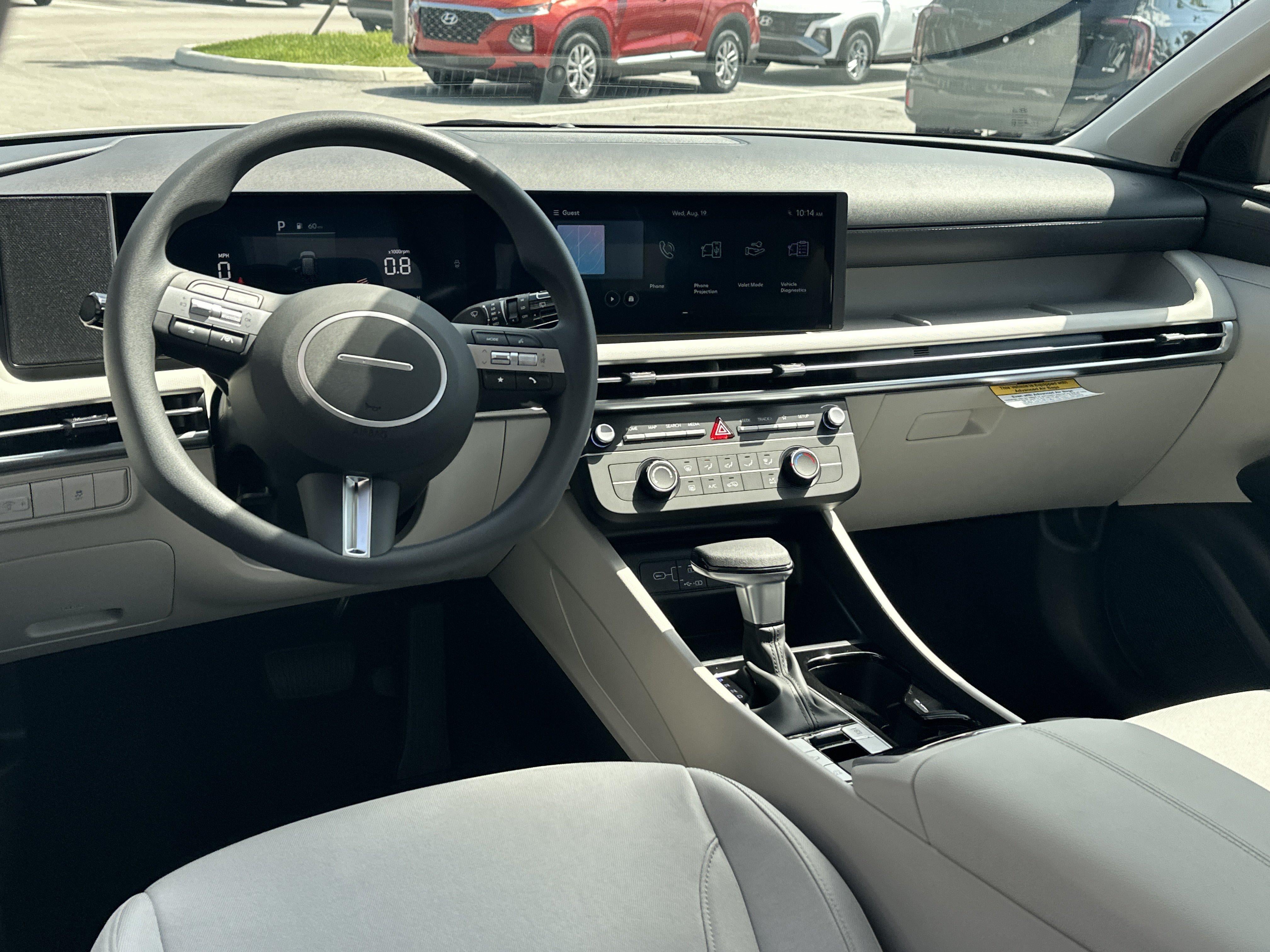 2026 Hyundai Tucson SE FWD