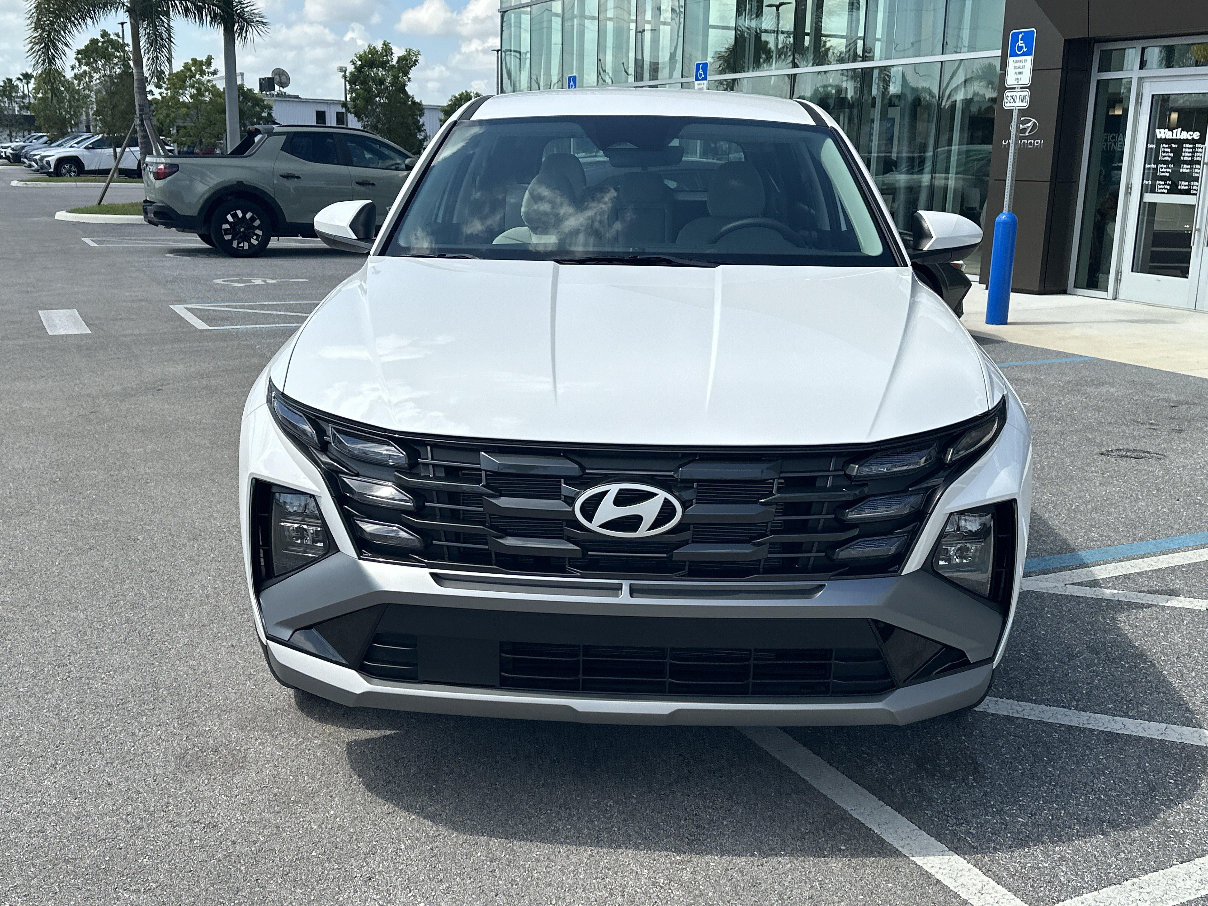 2026 Hyundai Tucson SE FWD