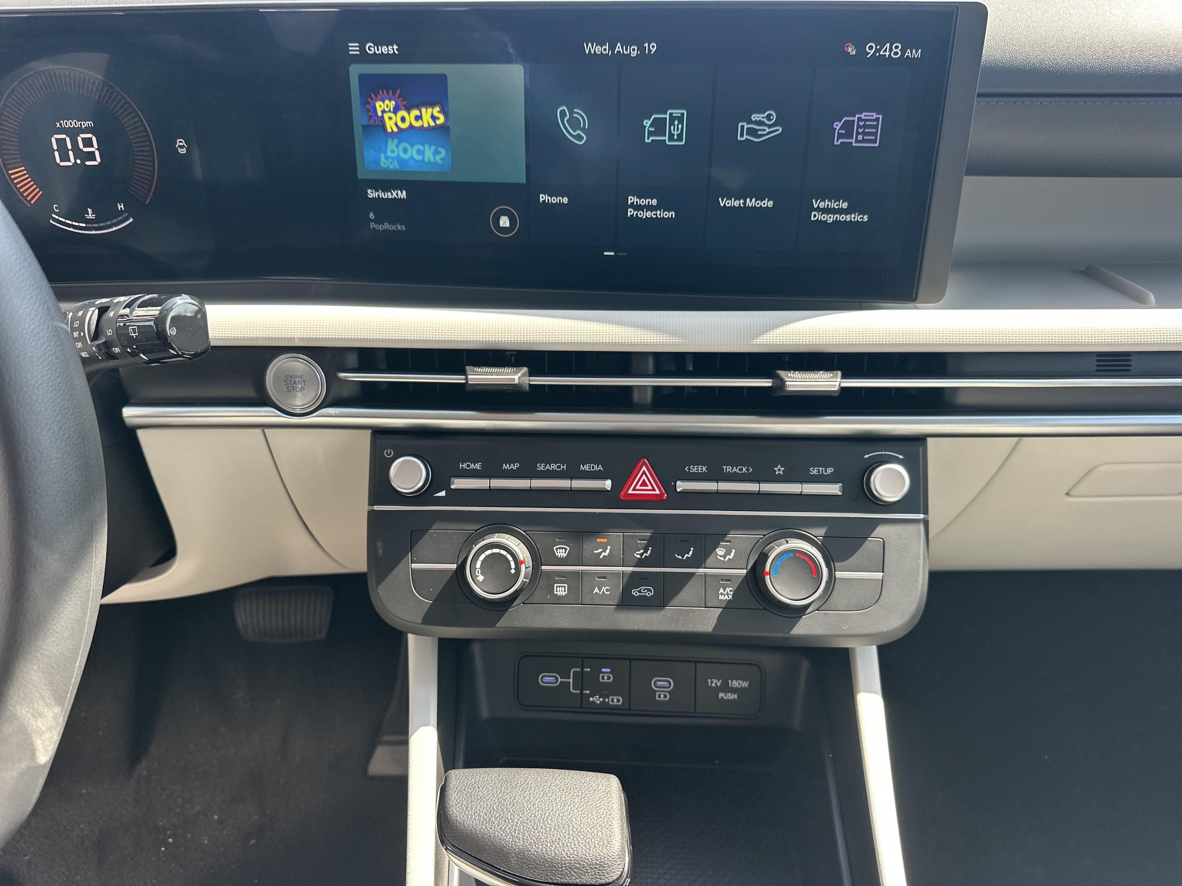 2026 Hyundai Tucson SE FWD