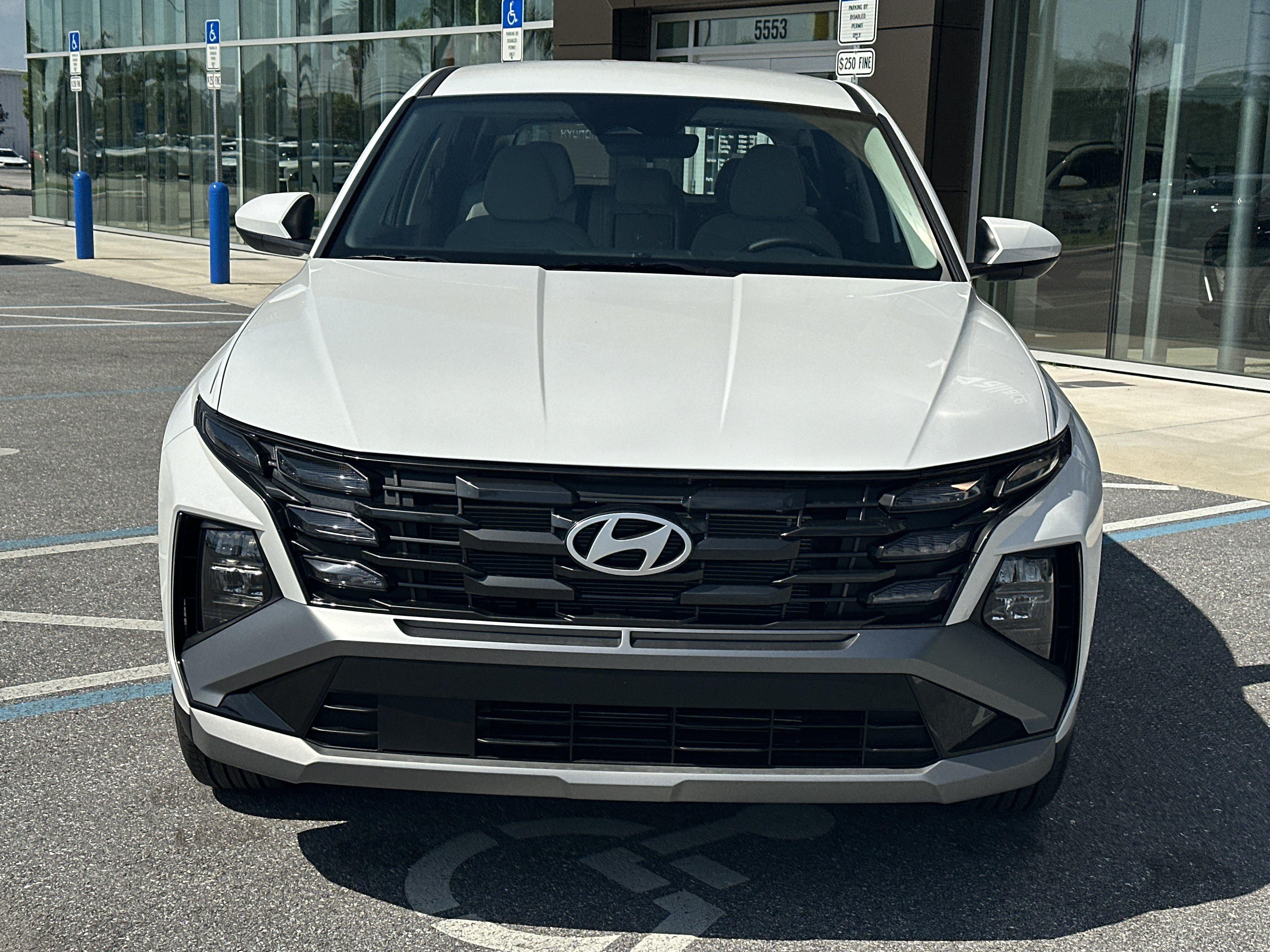 2026 Hyundai Tucson SE FWD