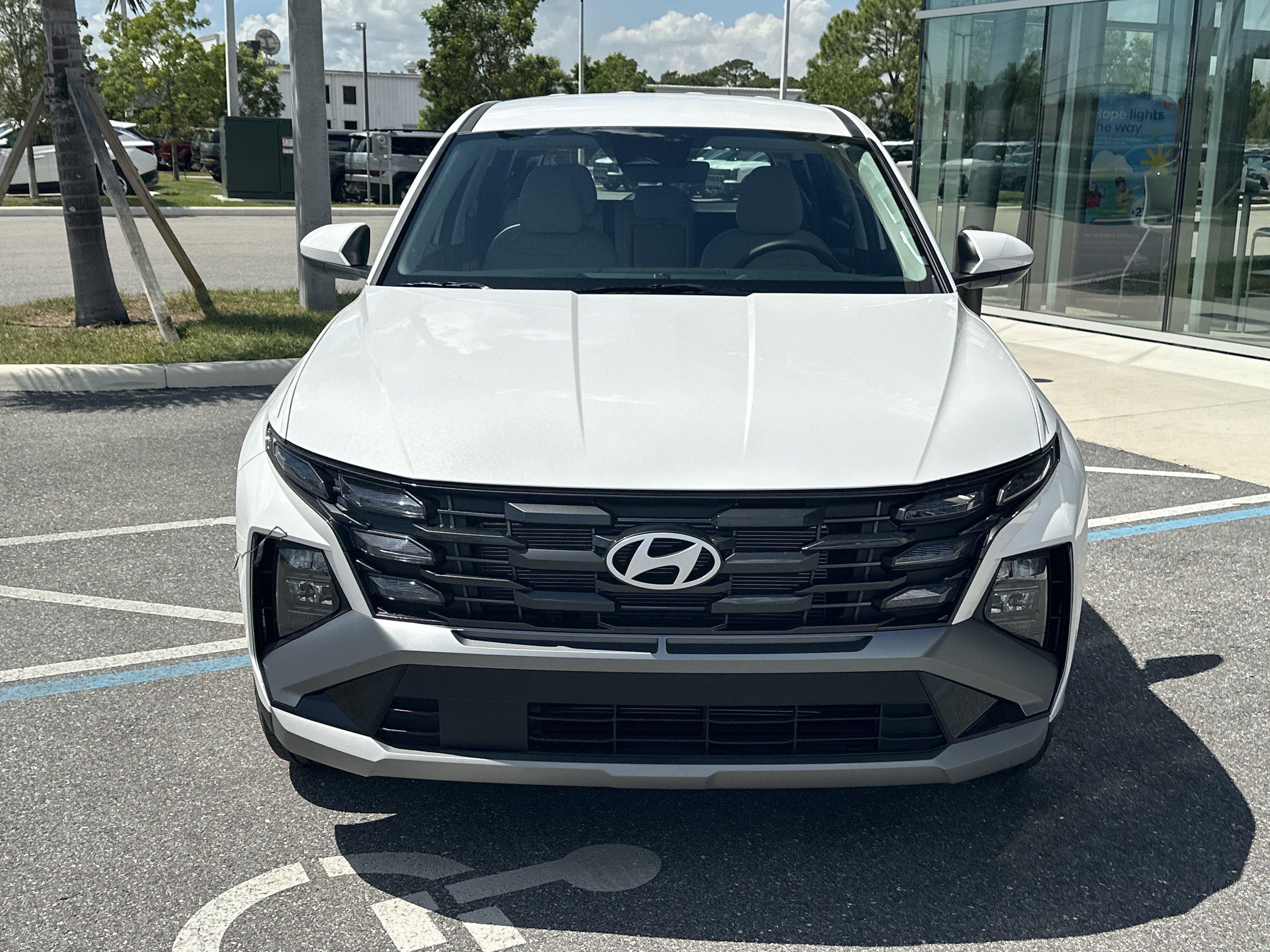2026 Hyundai Tucson SE FWD