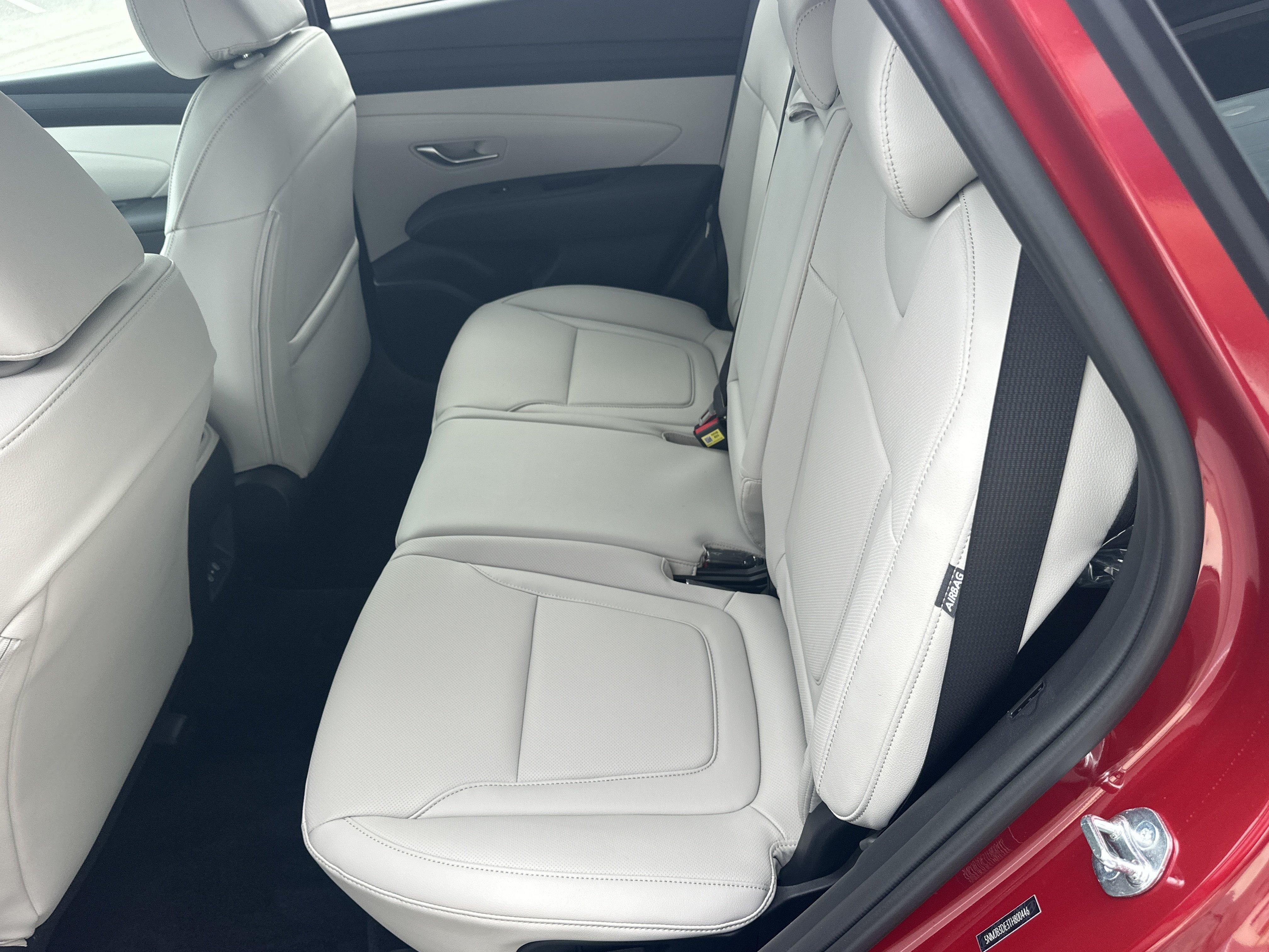 2026 Hyundai Tucson SEL Plus FWD