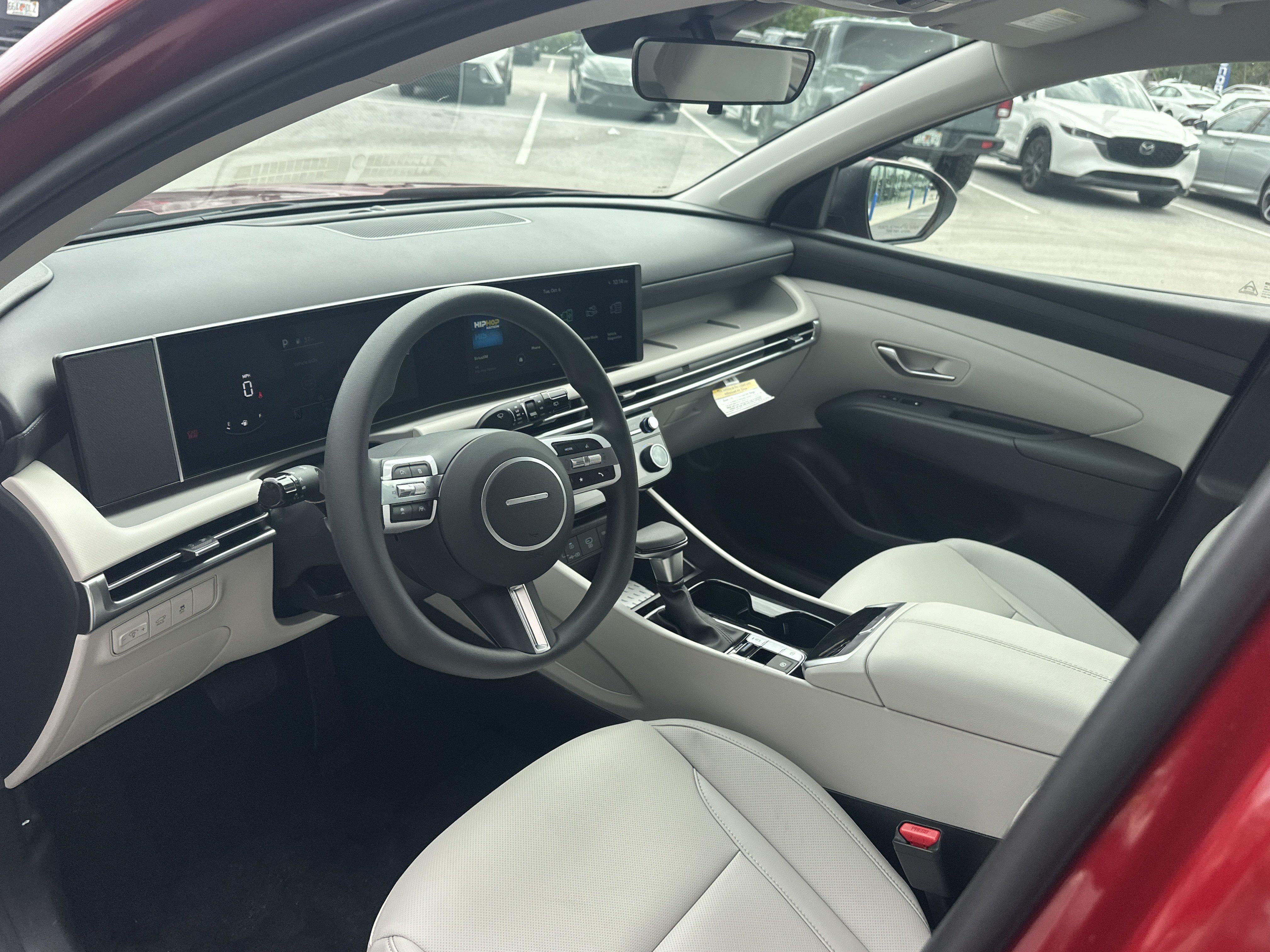 2026 Hyundai Tucson SEL Plus FWD
