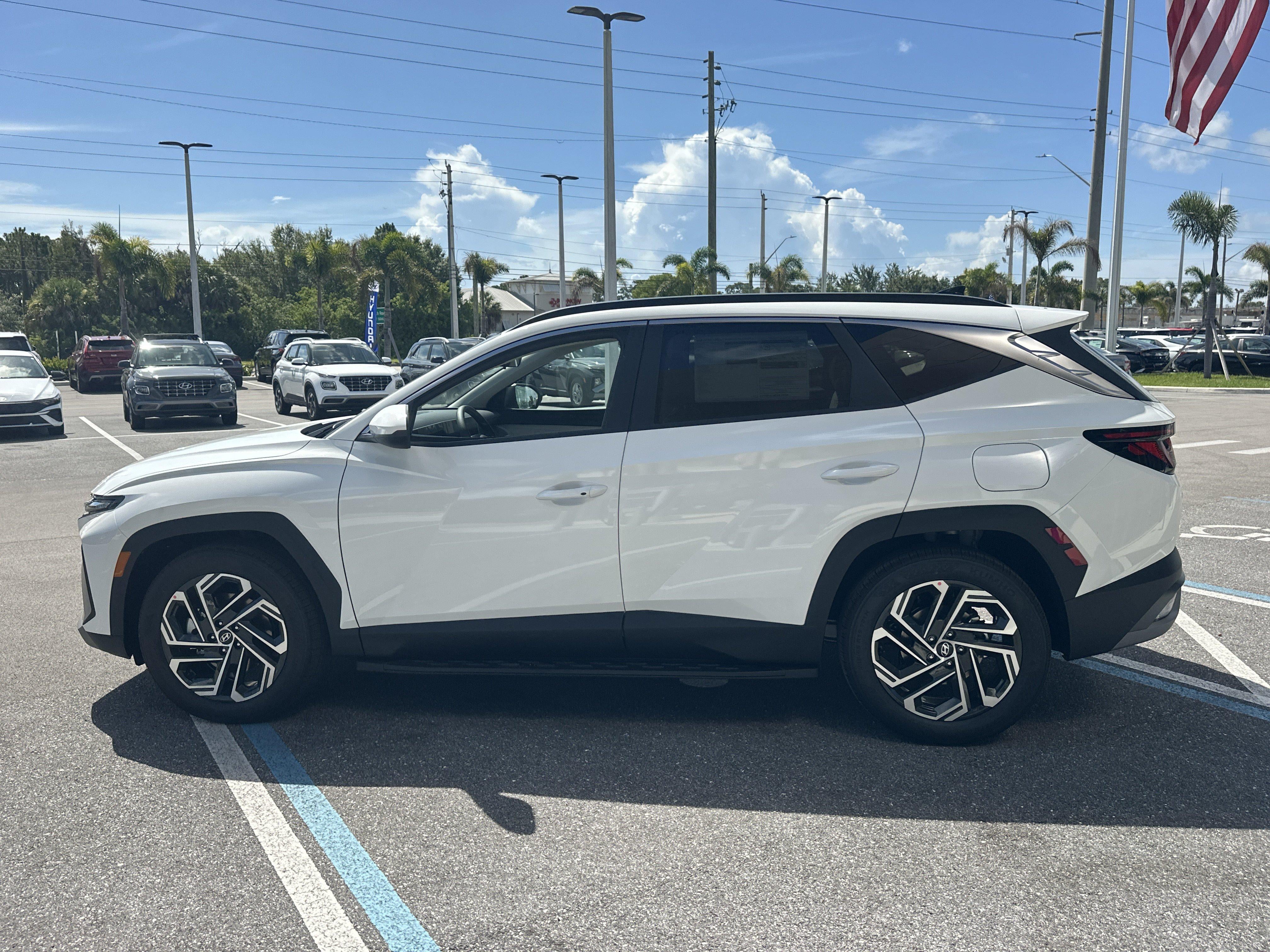 2026 Hyundai Tucson SEL Plus FWD