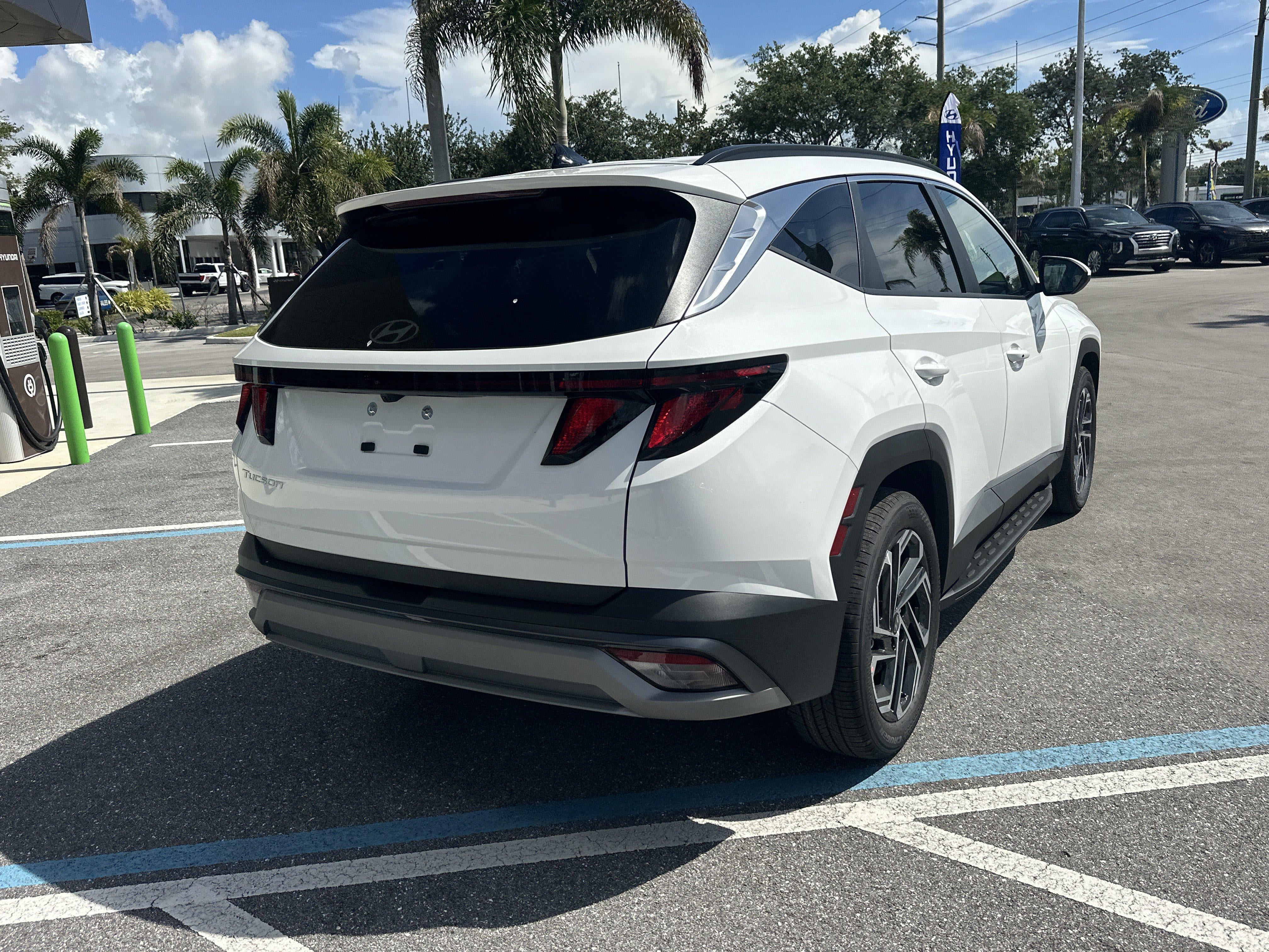 2026 Hyundai Tucson SEL Plus FWD