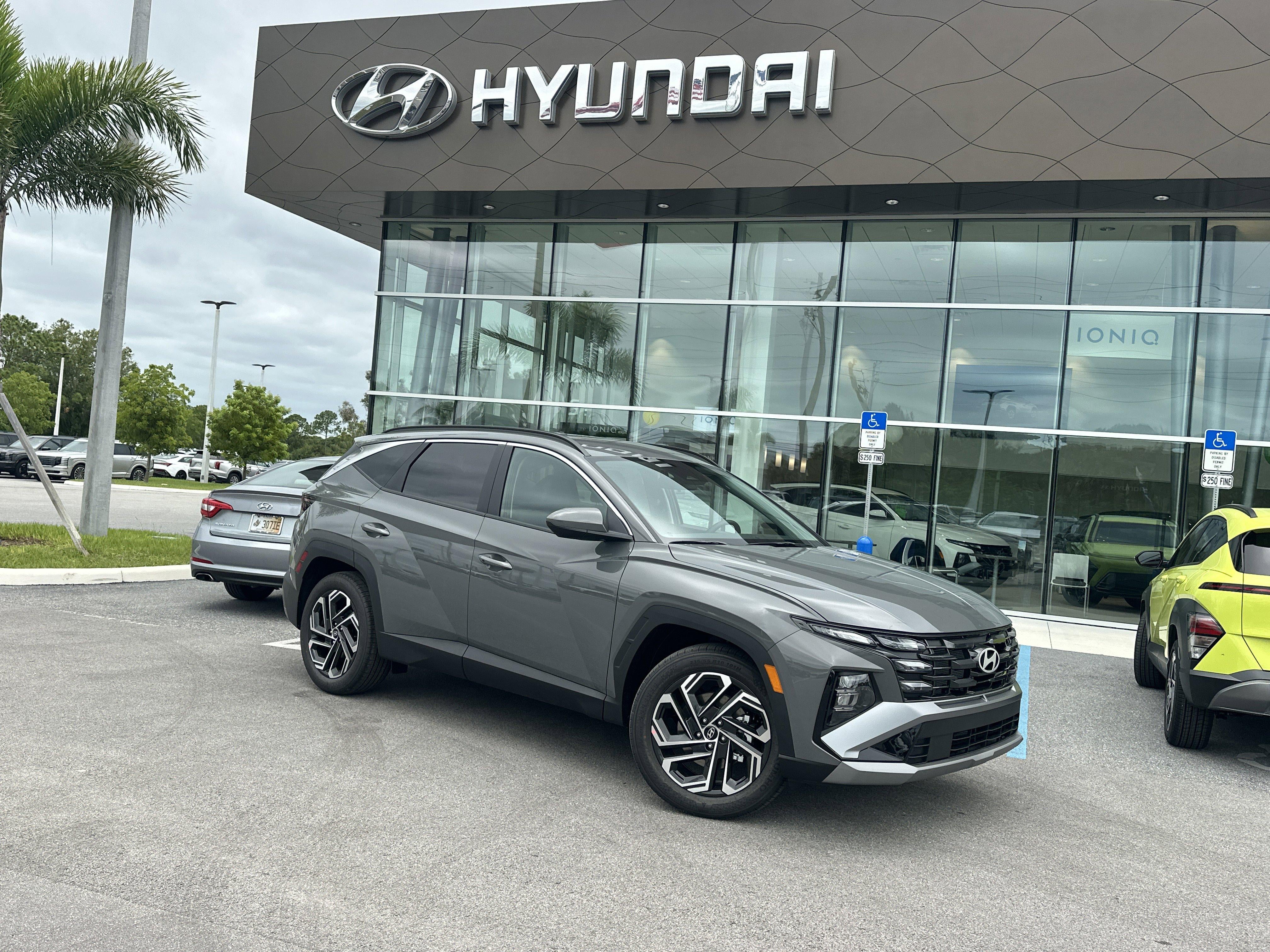 2026 Hyundai Tucson SEL FWD