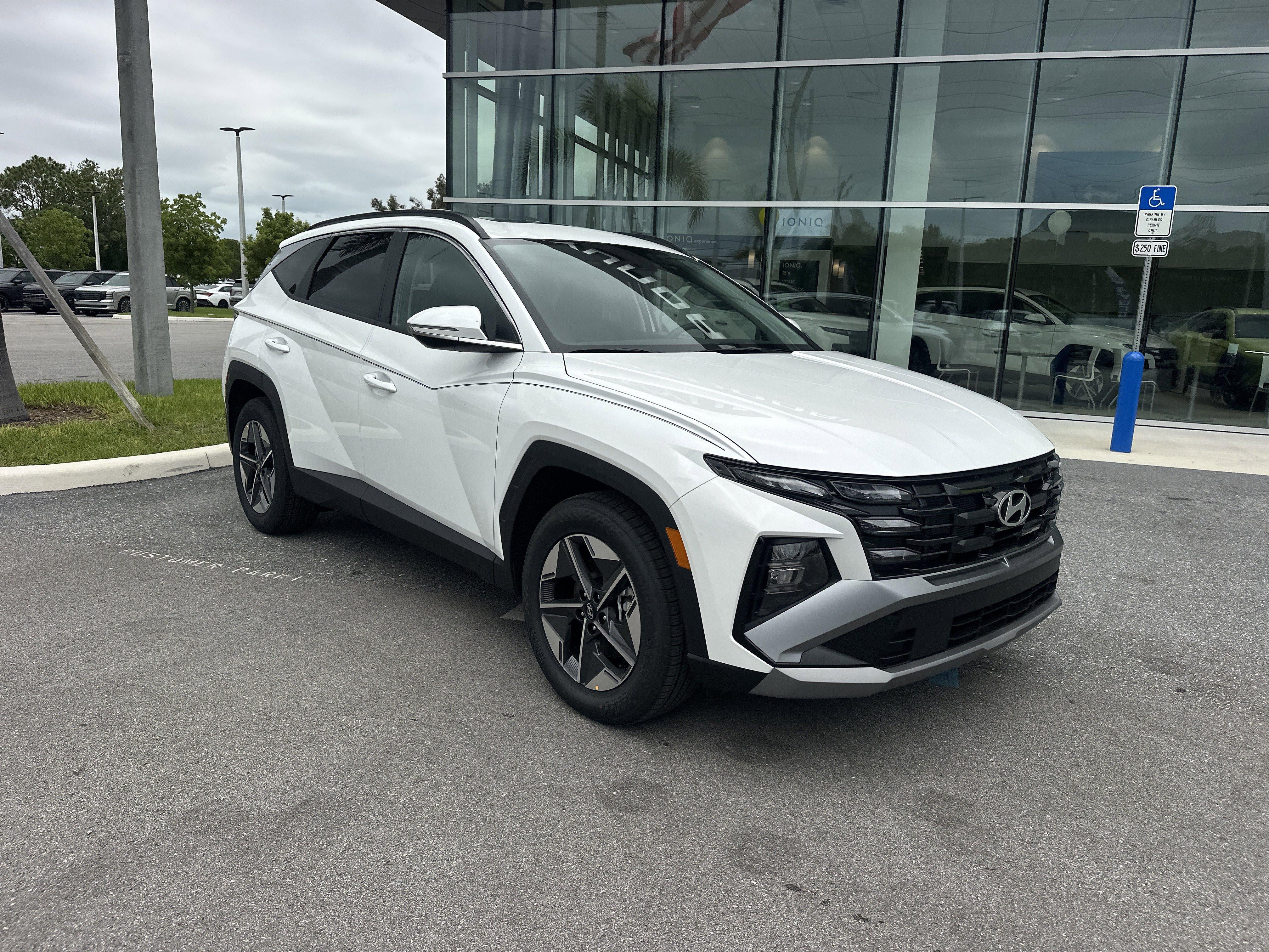 2026 Hyundai Tucson SEL Premium FWD