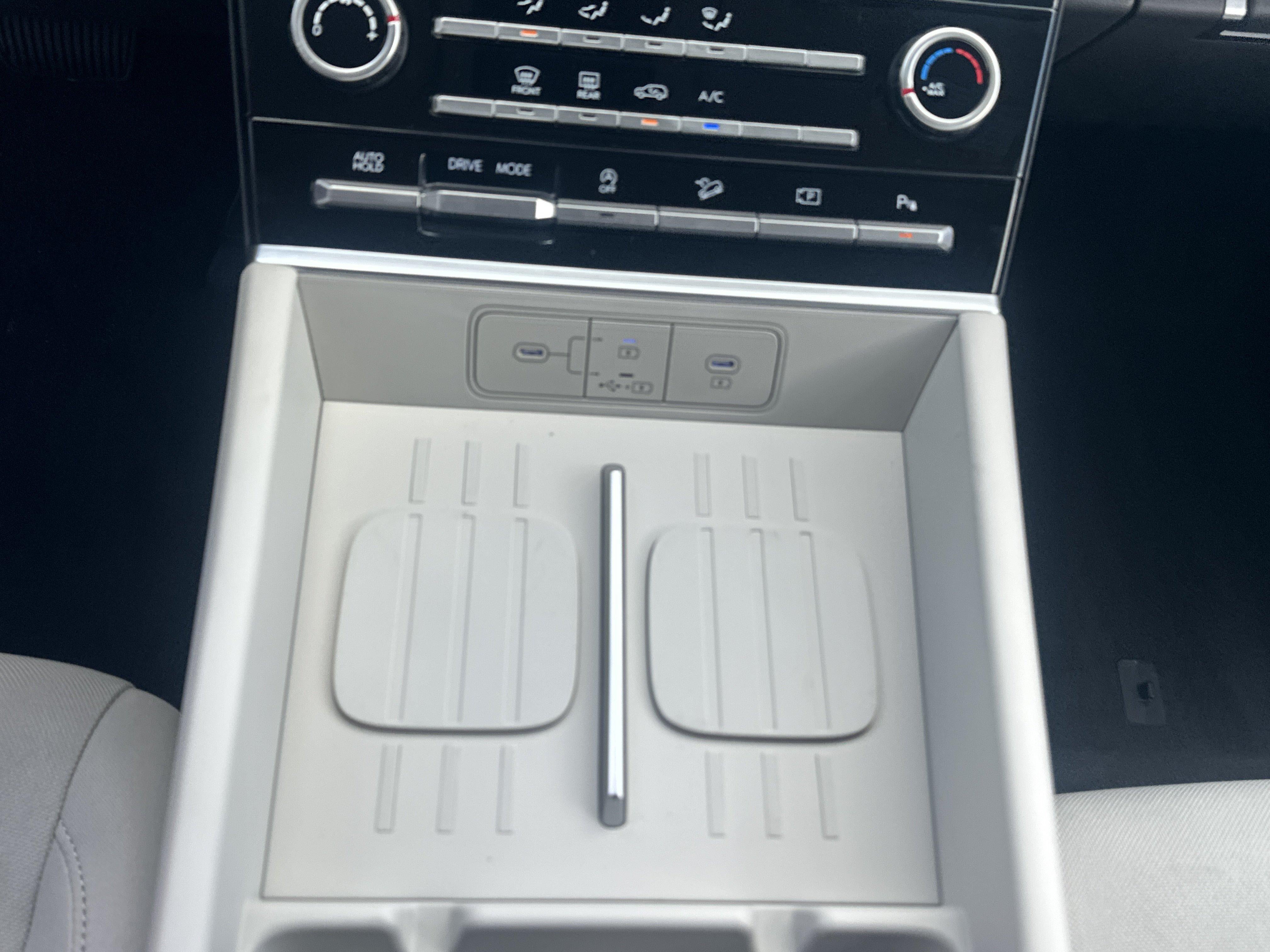 2027 Hyundai Santa Fe SE FWD
