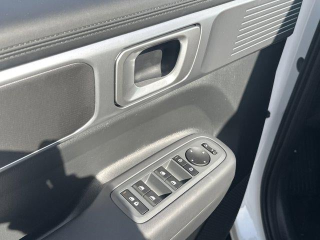 2026 Hyundai Santa Fe SE FWD