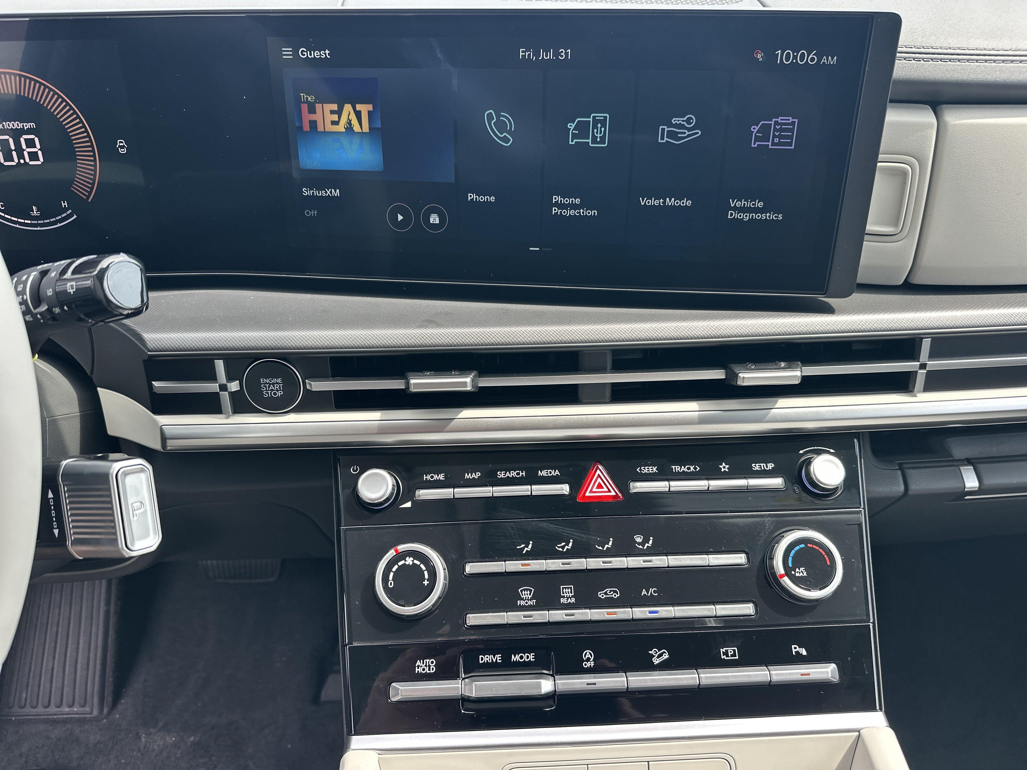 2027 Hyundai Santa Fe SE FWD