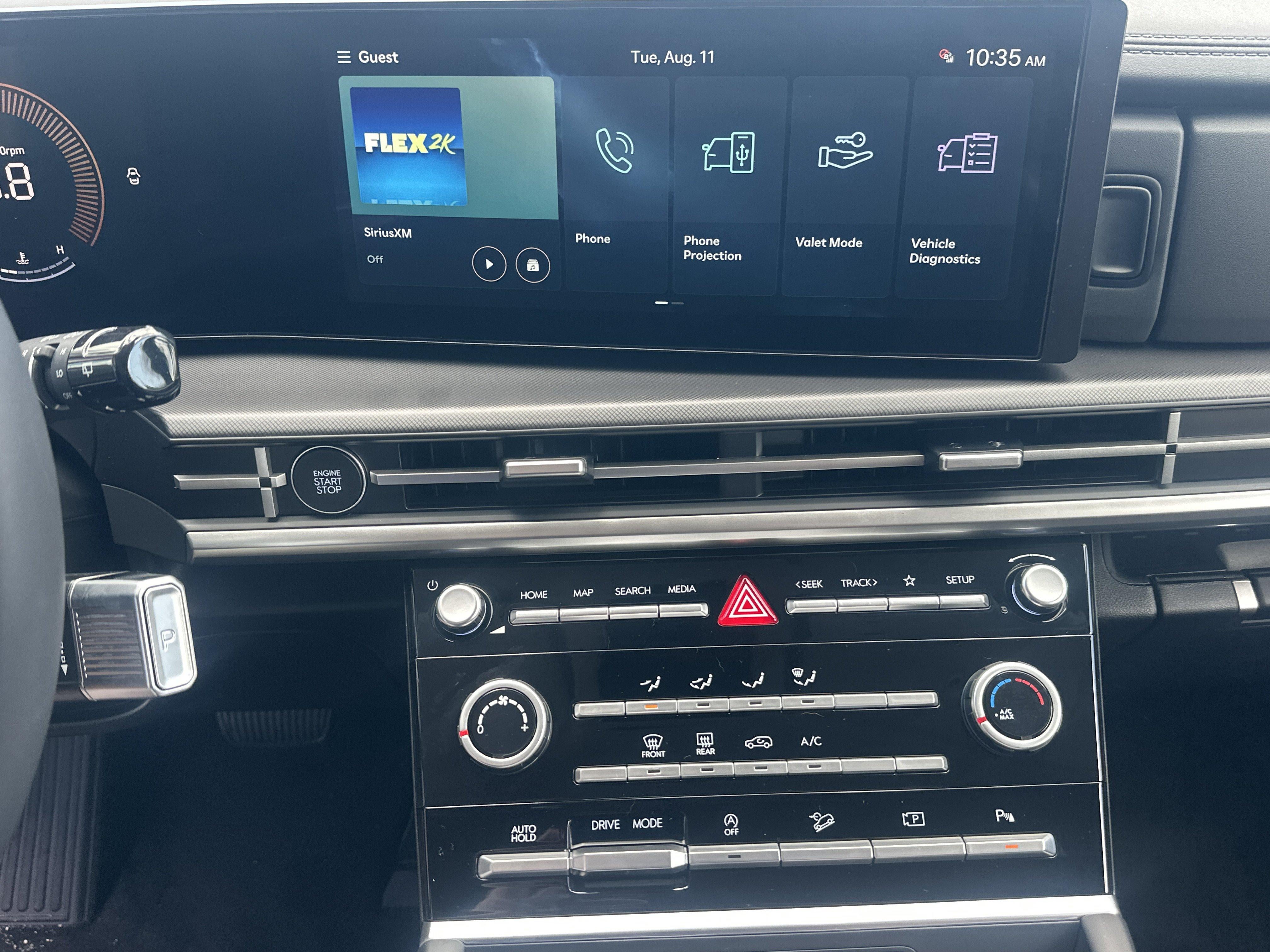 2027 Hyundai Santa Fe SE FWD