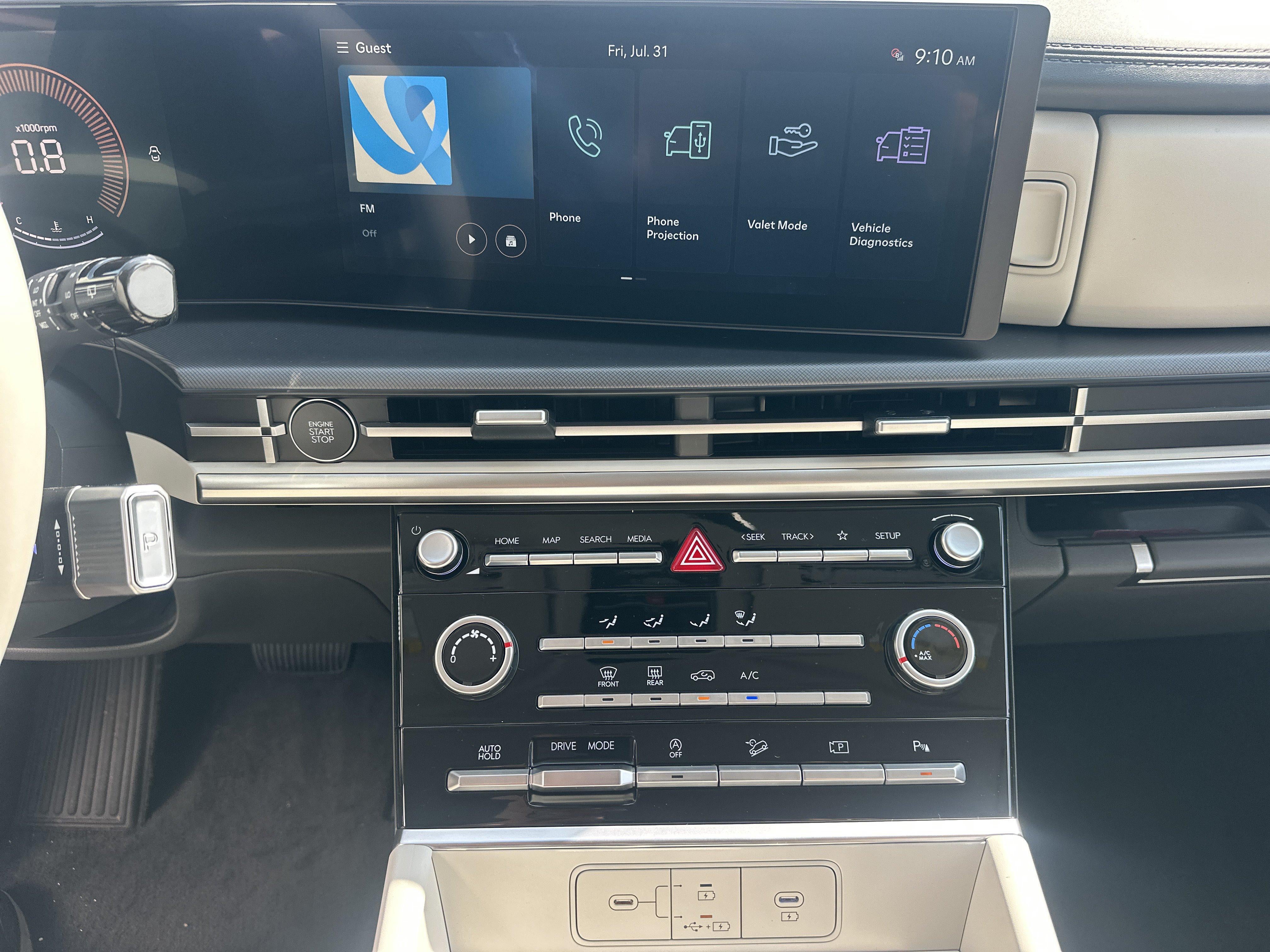 2027 Hyundai Santa Fe SE FWD