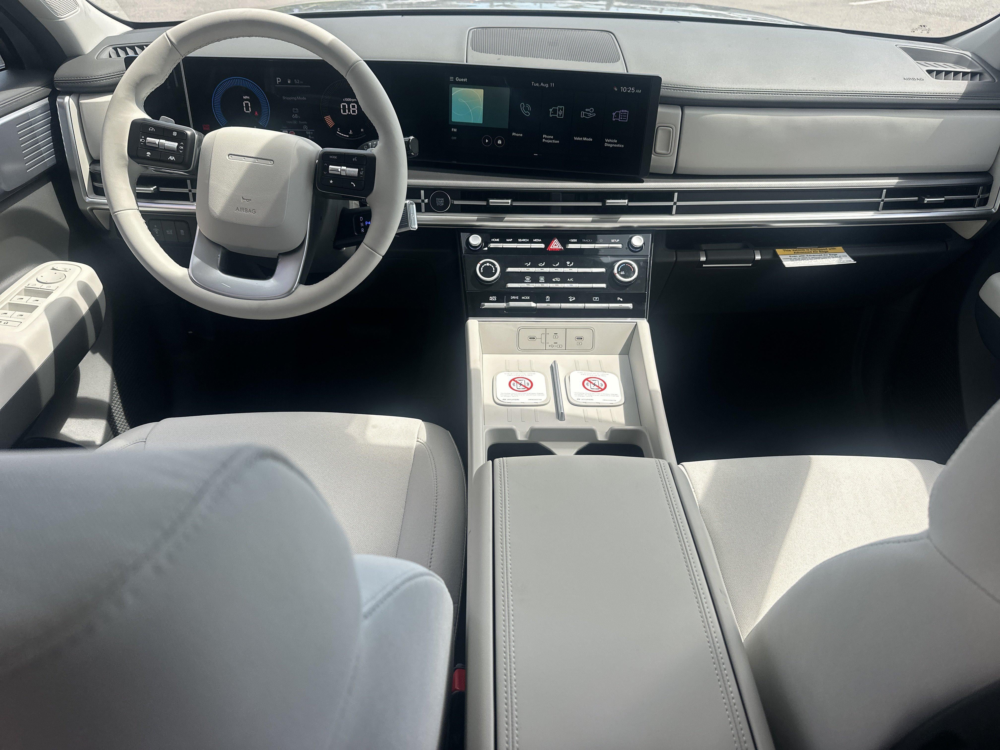 2027 Hyundai Santa Fe SE FWD