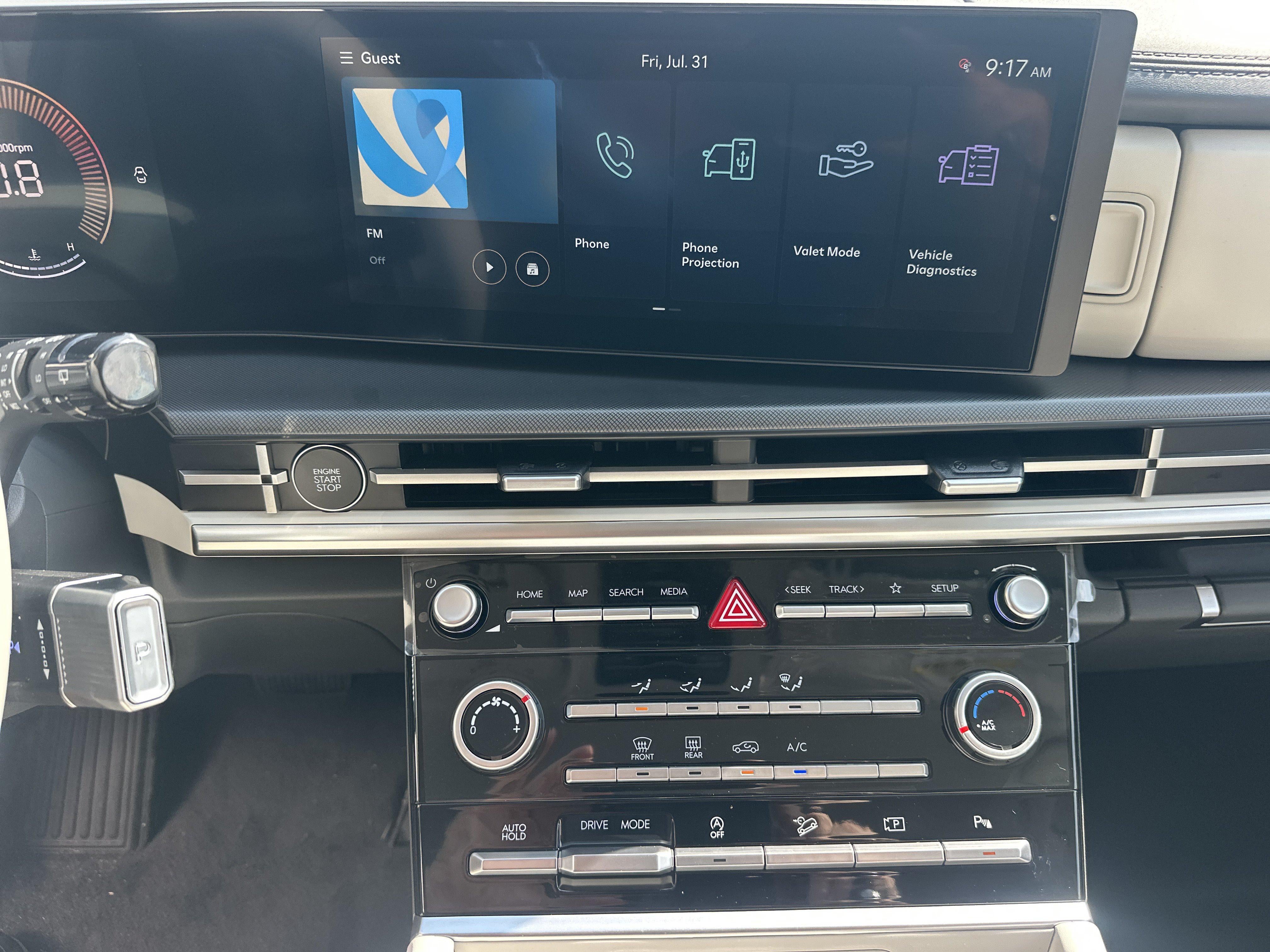 2027 Hyundai Santa Fe SE FWD