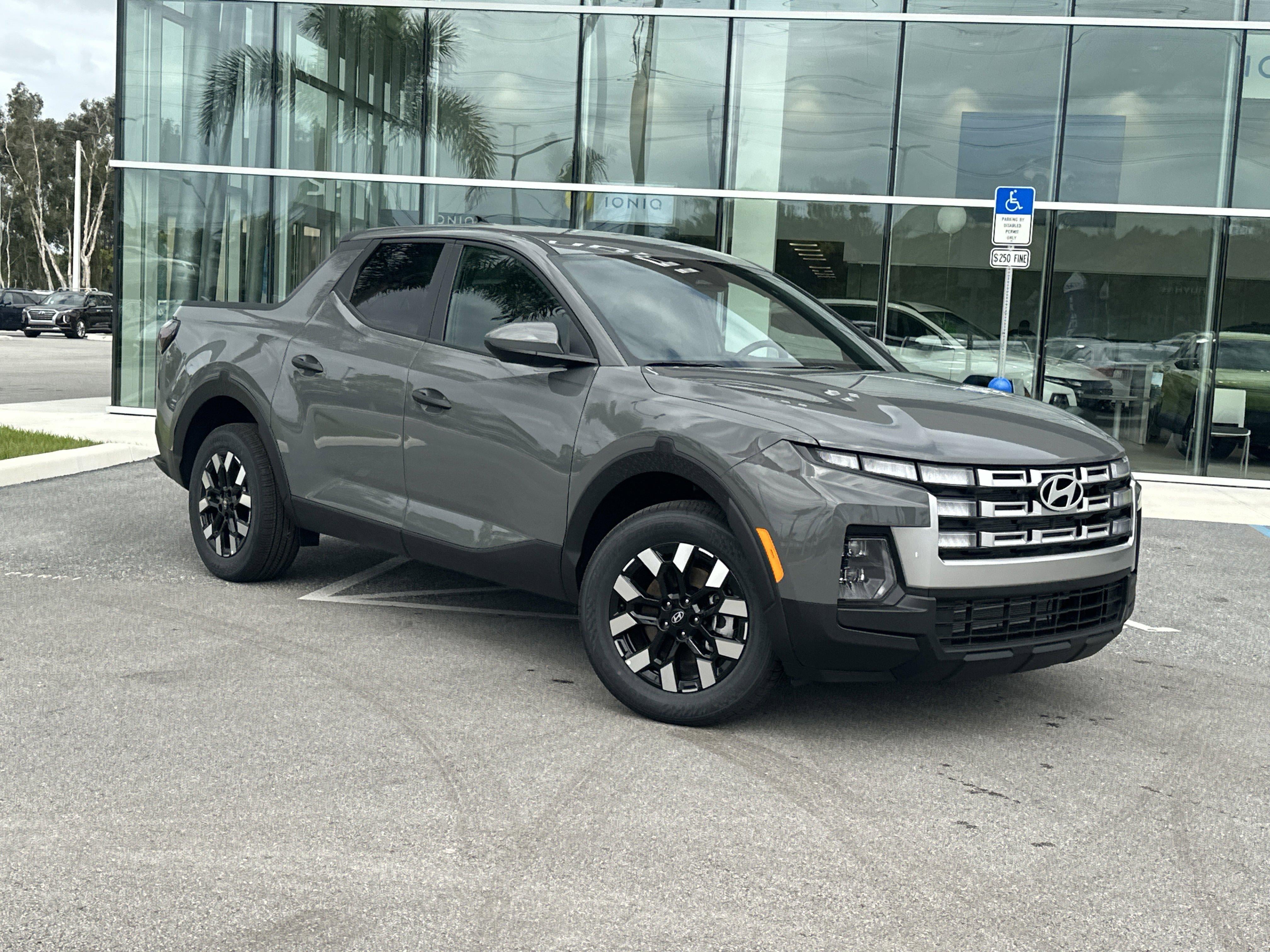 2026 Hyundai Santa Cruz SE FWD