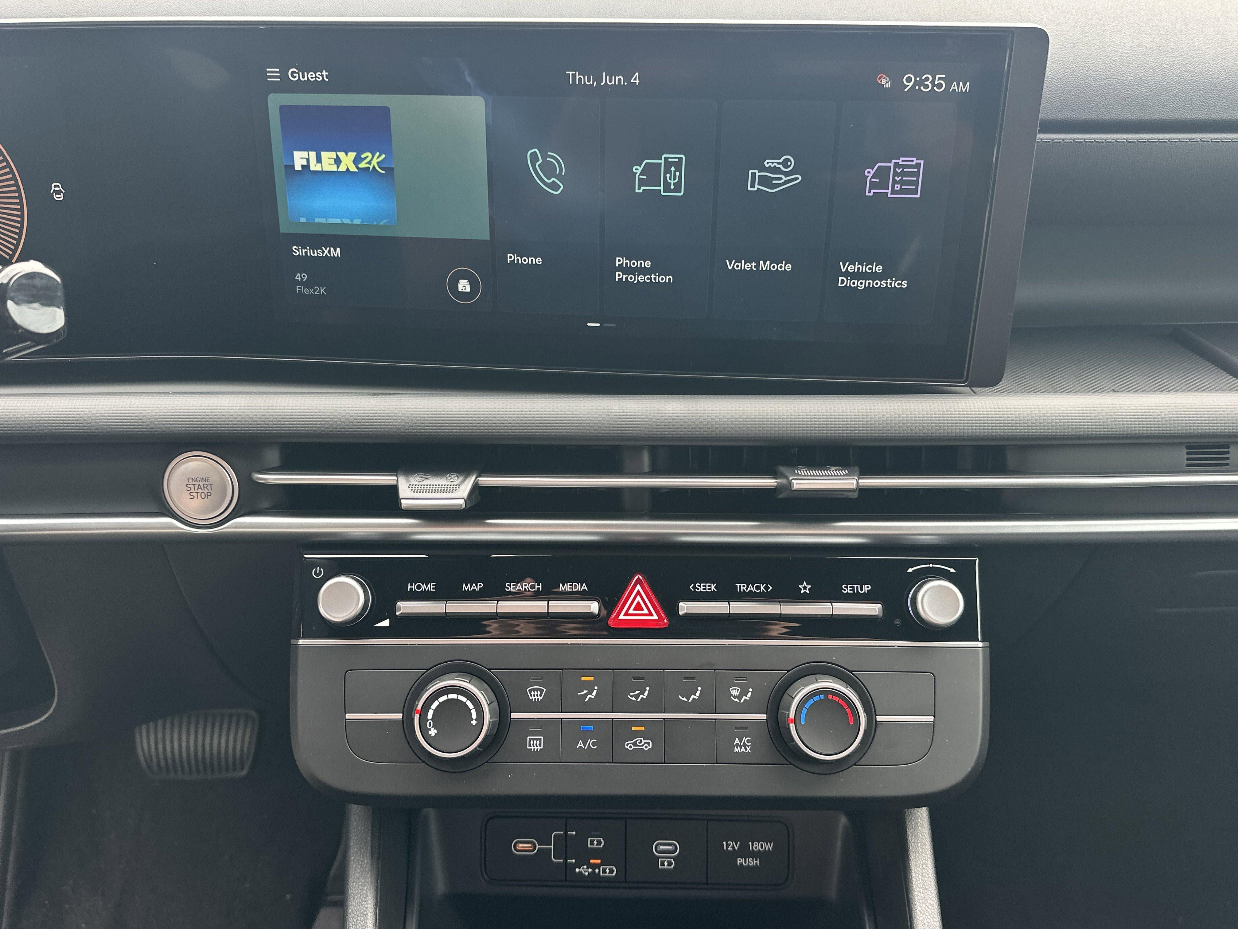 2026 Hyundai Santa Cruz SE FWD