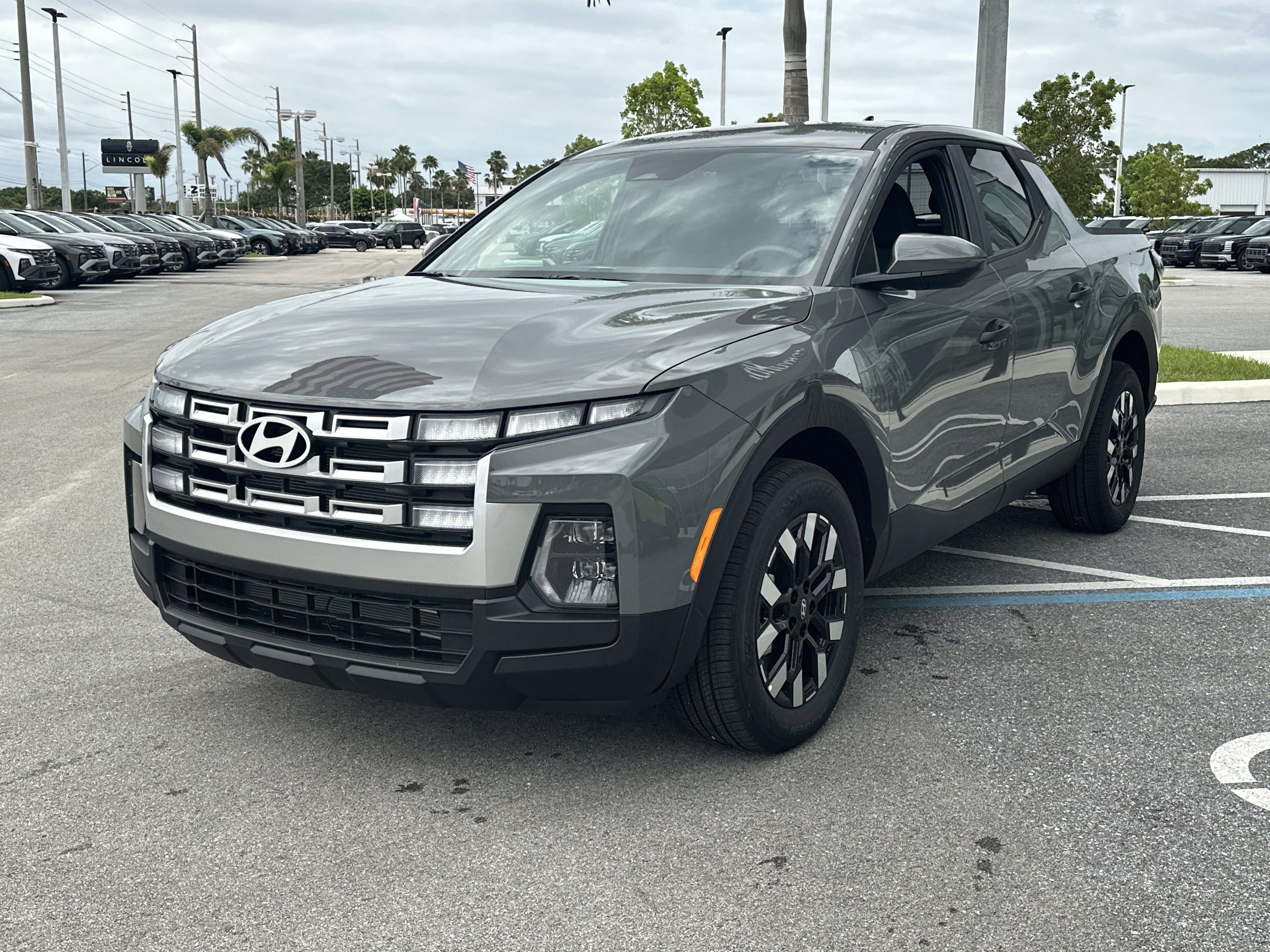 2026 Hyundai Santa Cruz SE FWD