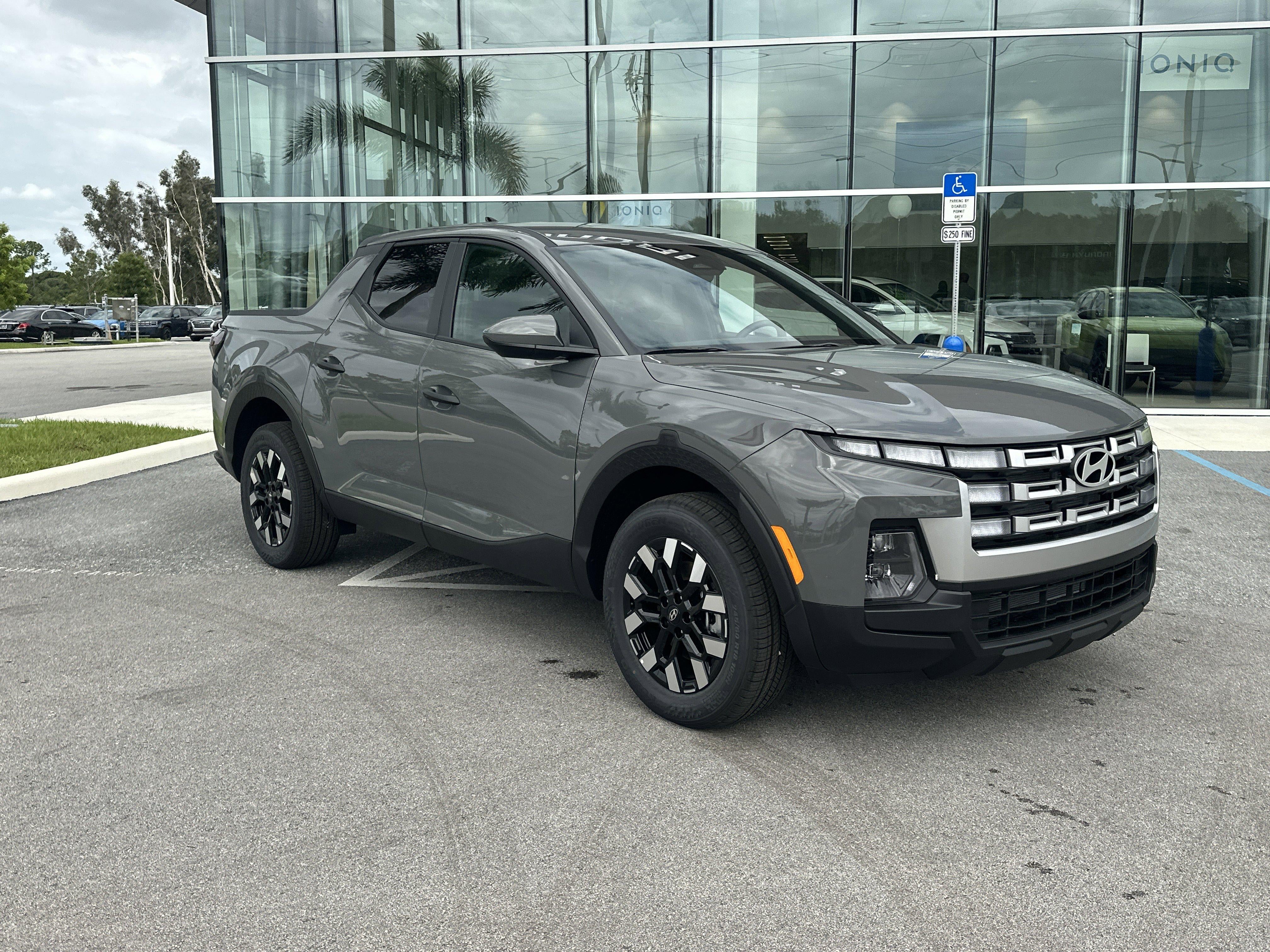 2026 Hyundai Santa Cruz SE FWD