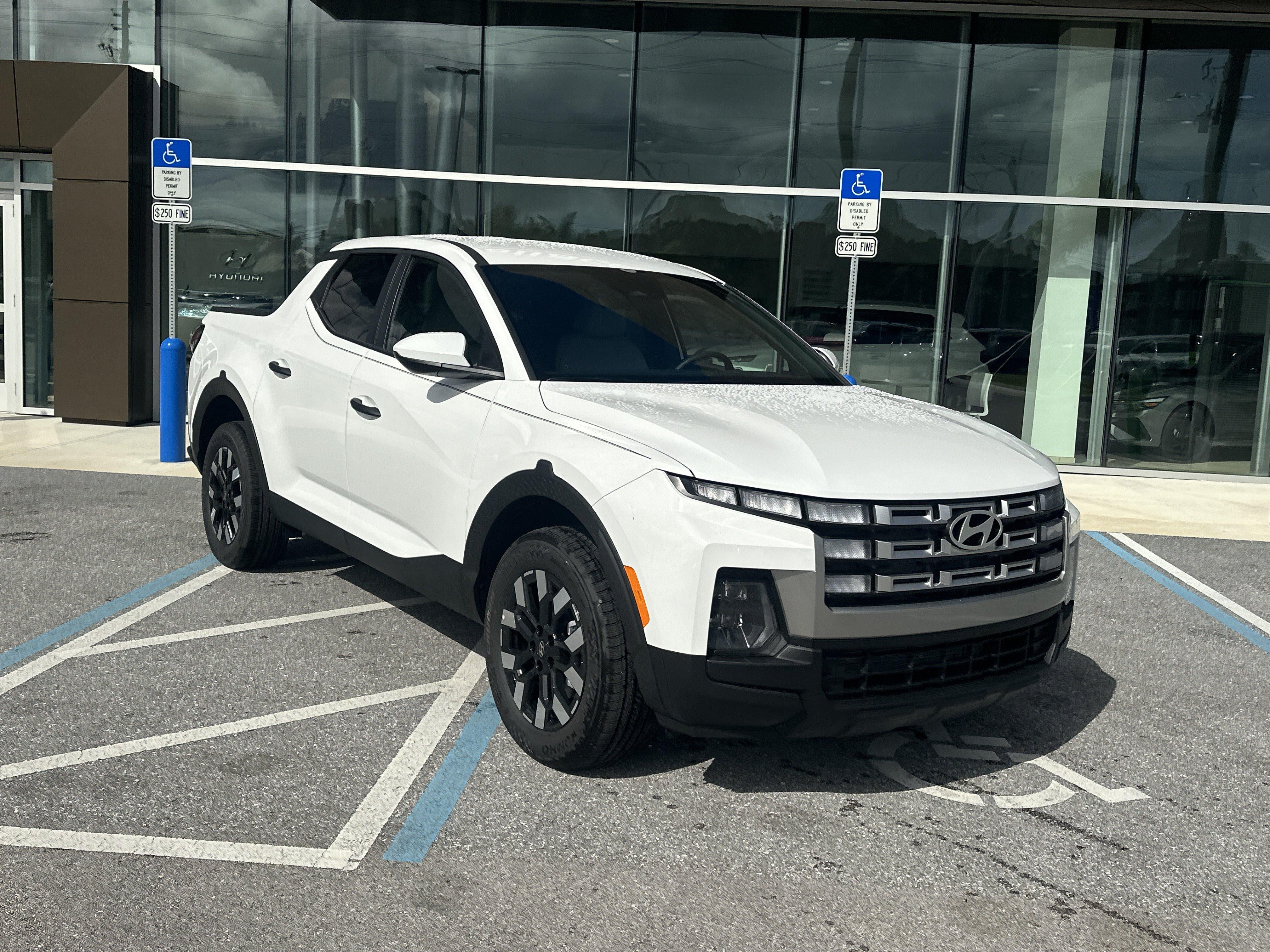 2027 Hyundai Santa Cruz SE FWD