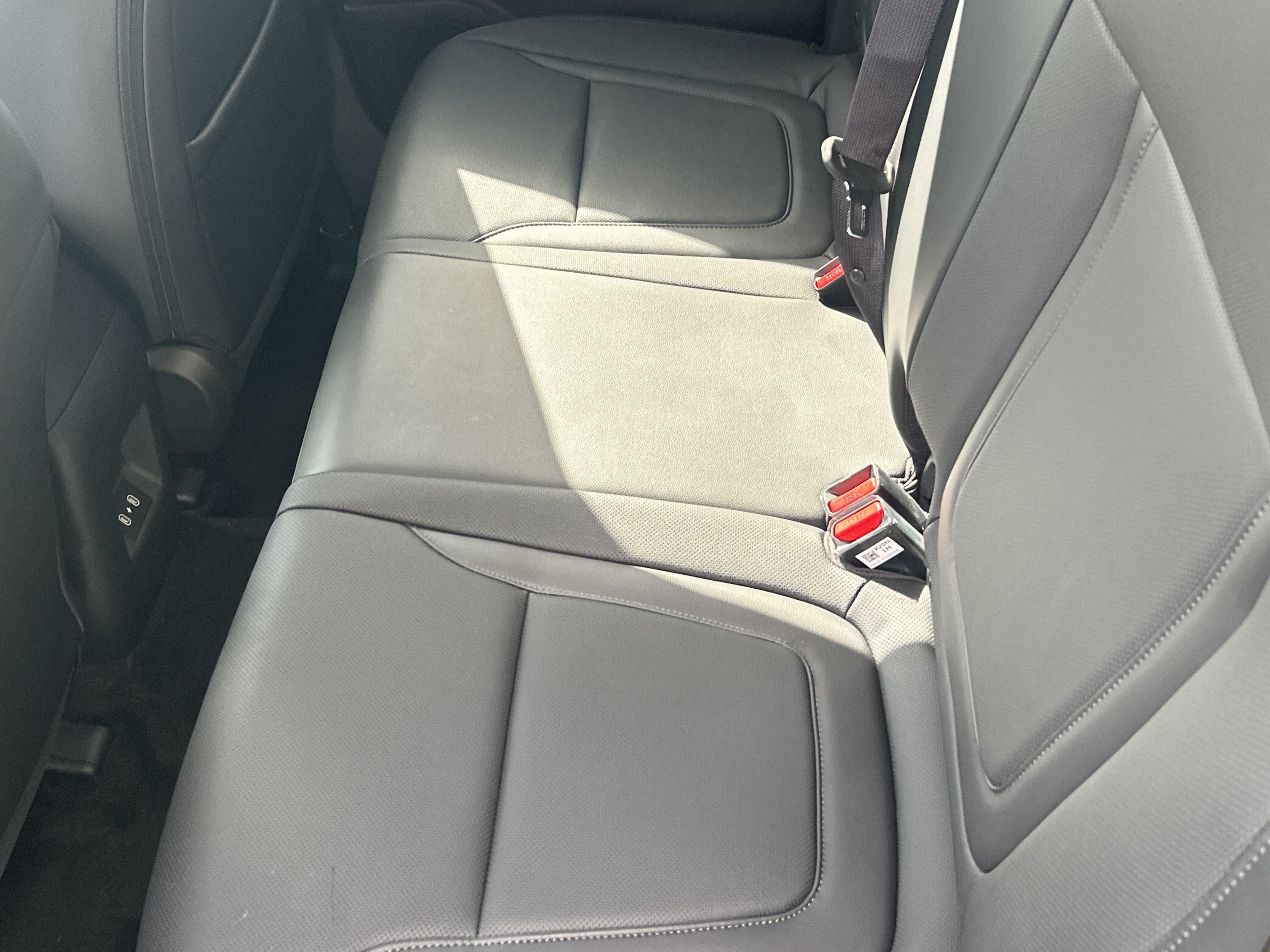 2027 Hyundai Santa Cruz SE FWD
