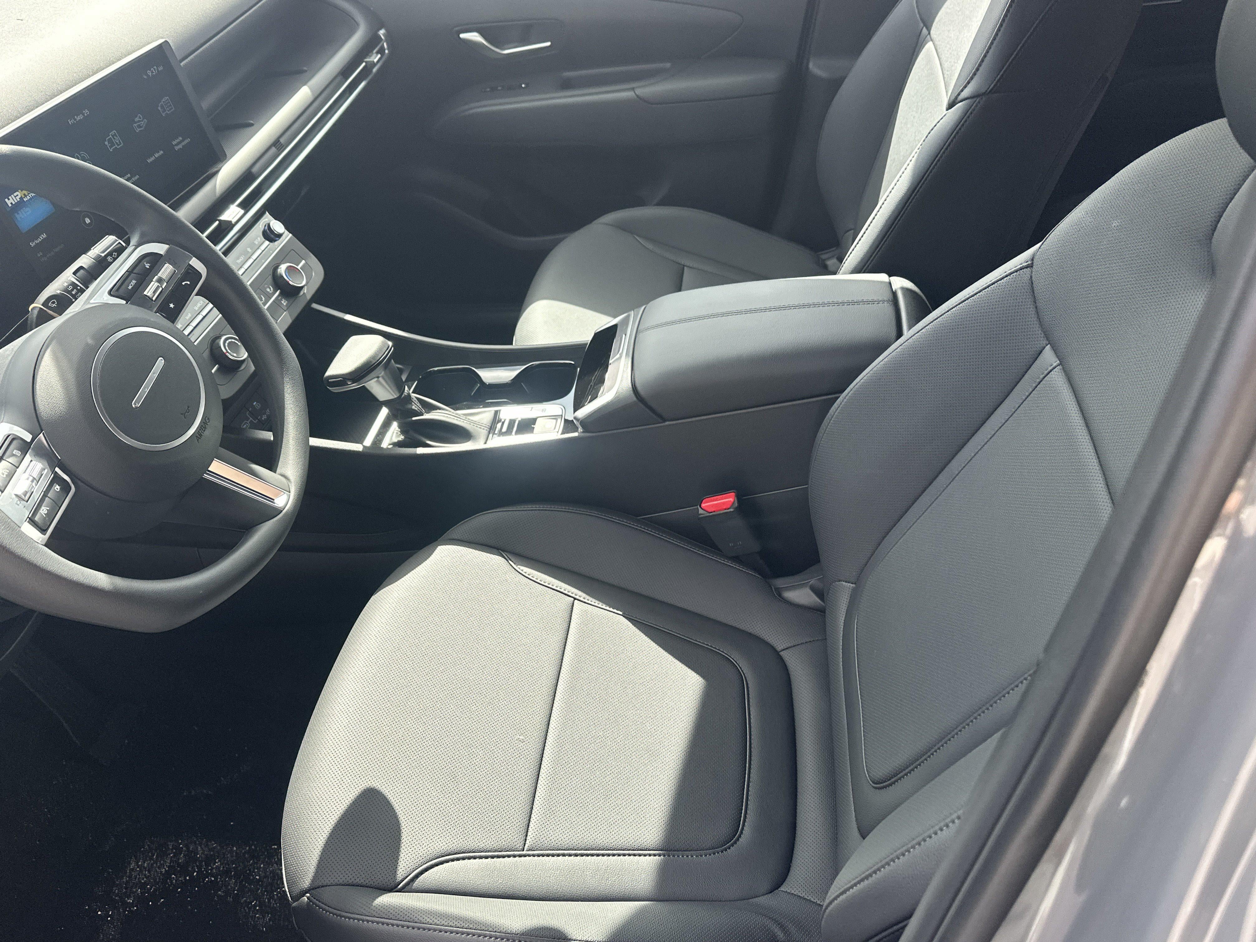 2027 Hyundai Santa Cruz SE FWD
