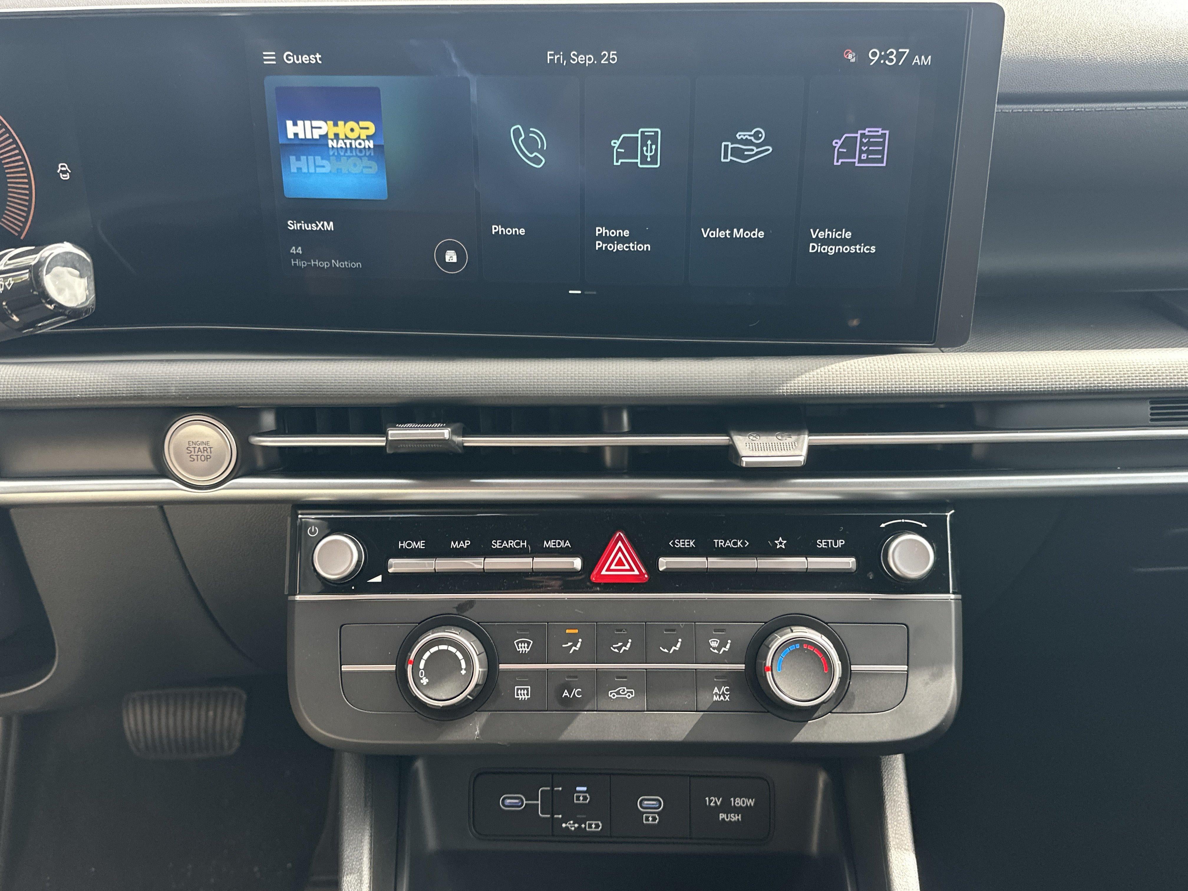2027 Hyundai Santa Cruz SE FWD