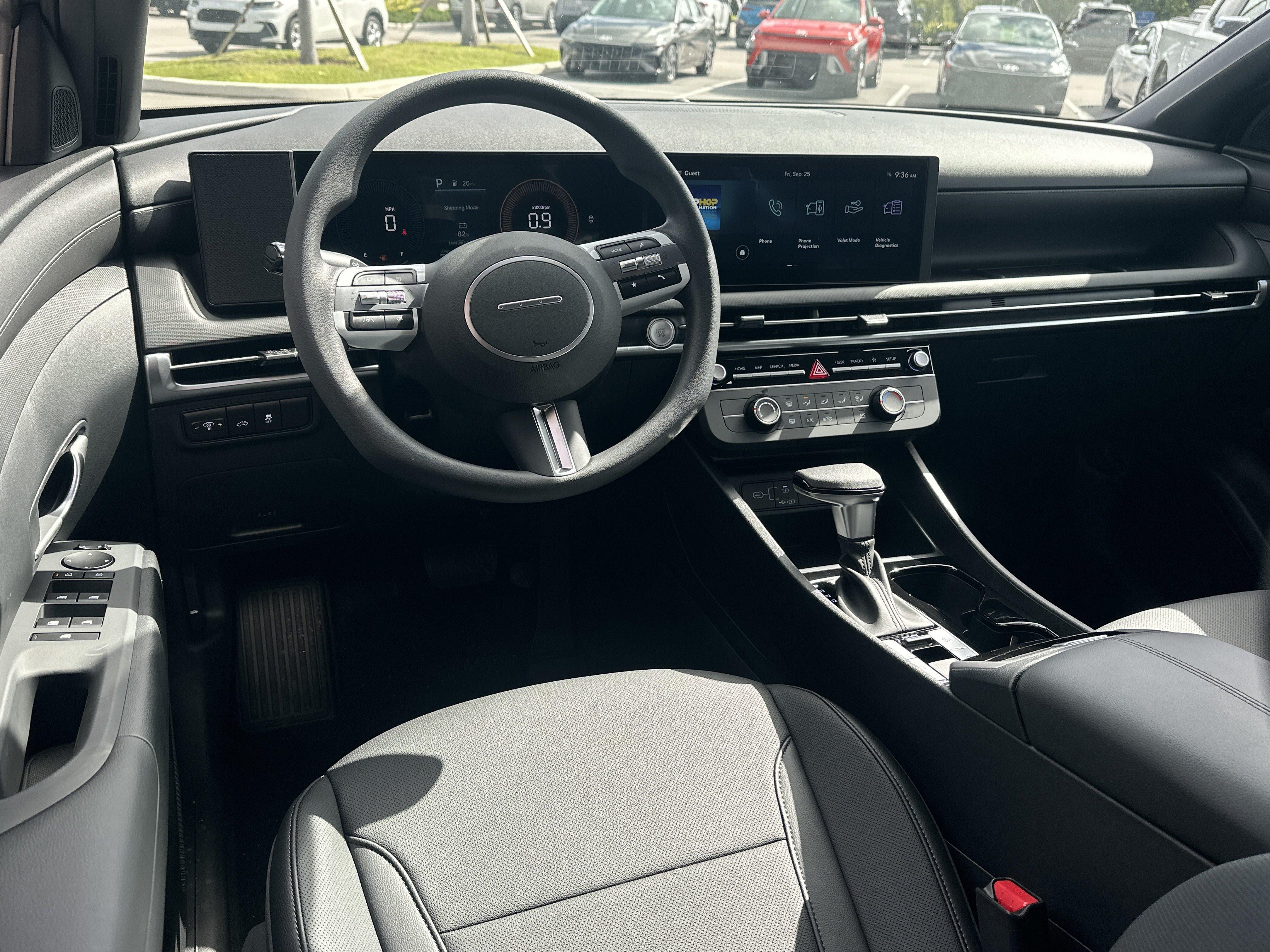 2027 Hyundai Santa Cruz SE FWD