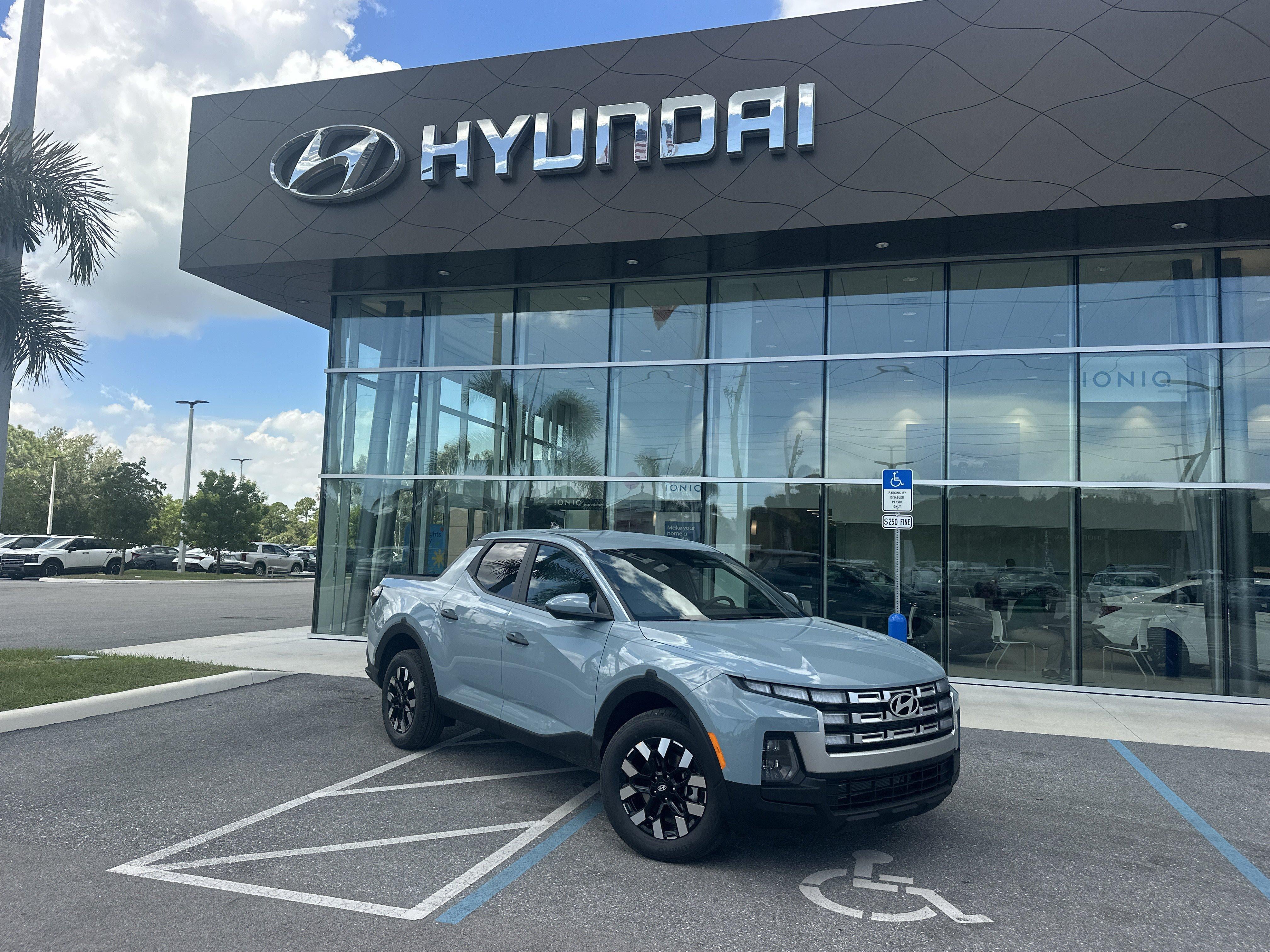 2027 Hyundai Santa Cruz SE FWD