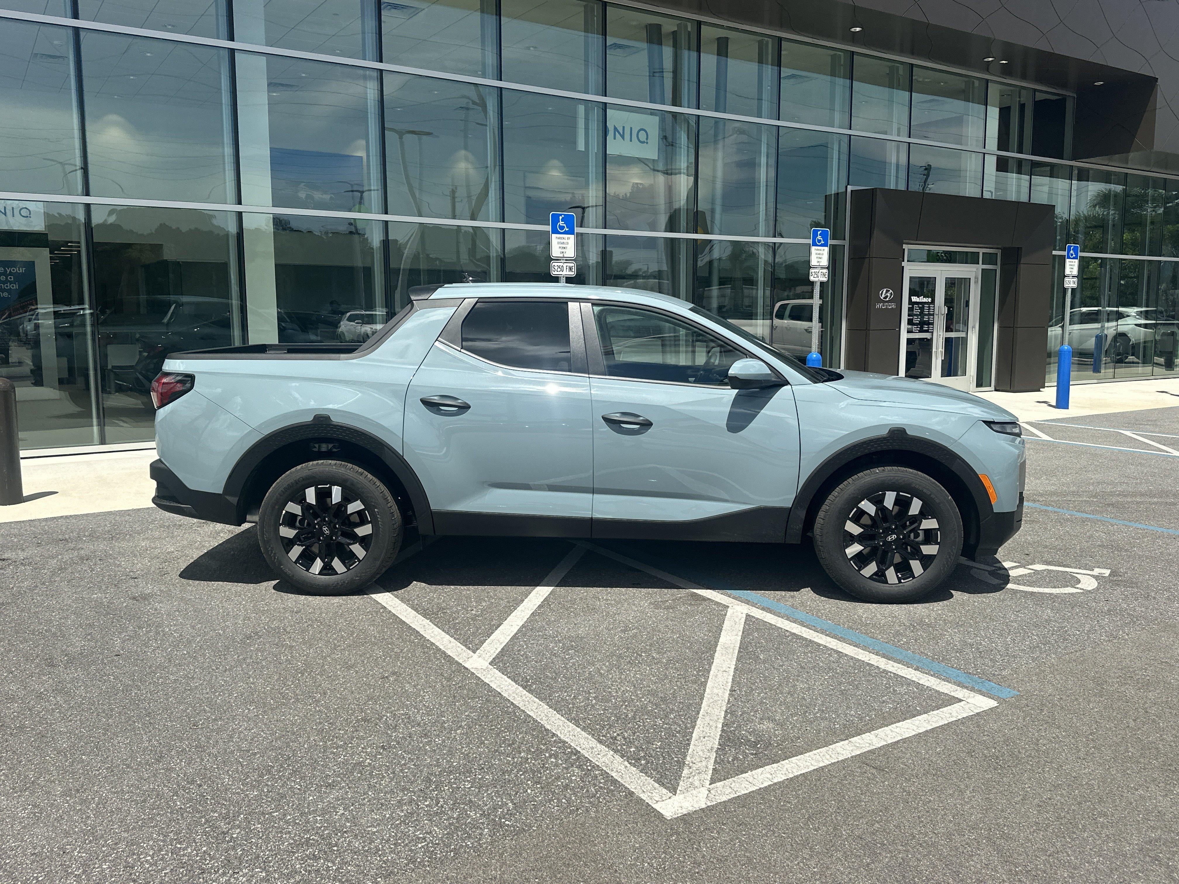 2027 Hyundai Santa Cruz SE FWD