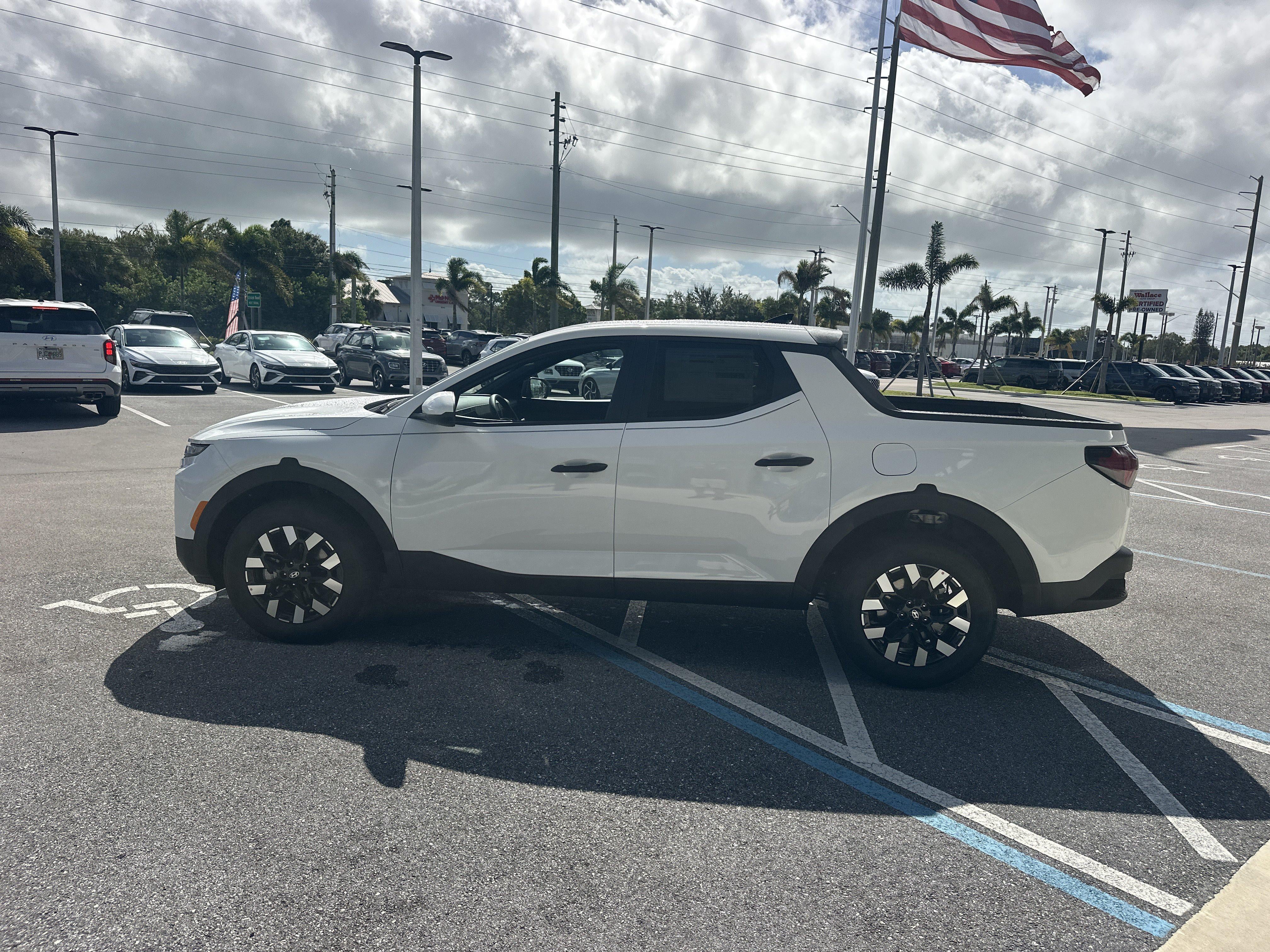 2027 Hyundai Santa Cruz SE FWD