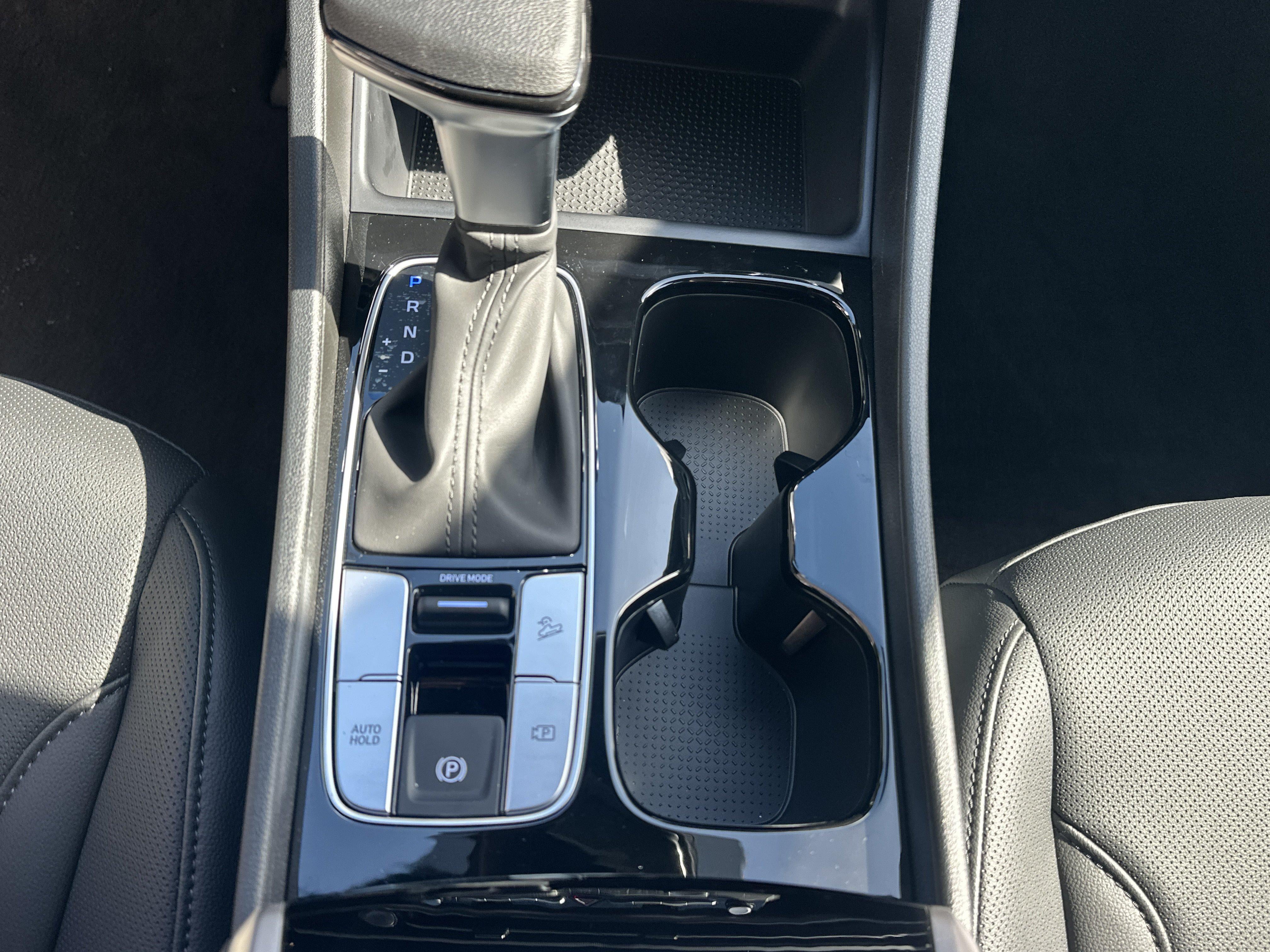 2027 Hyundai Santa Cruz SE FWD