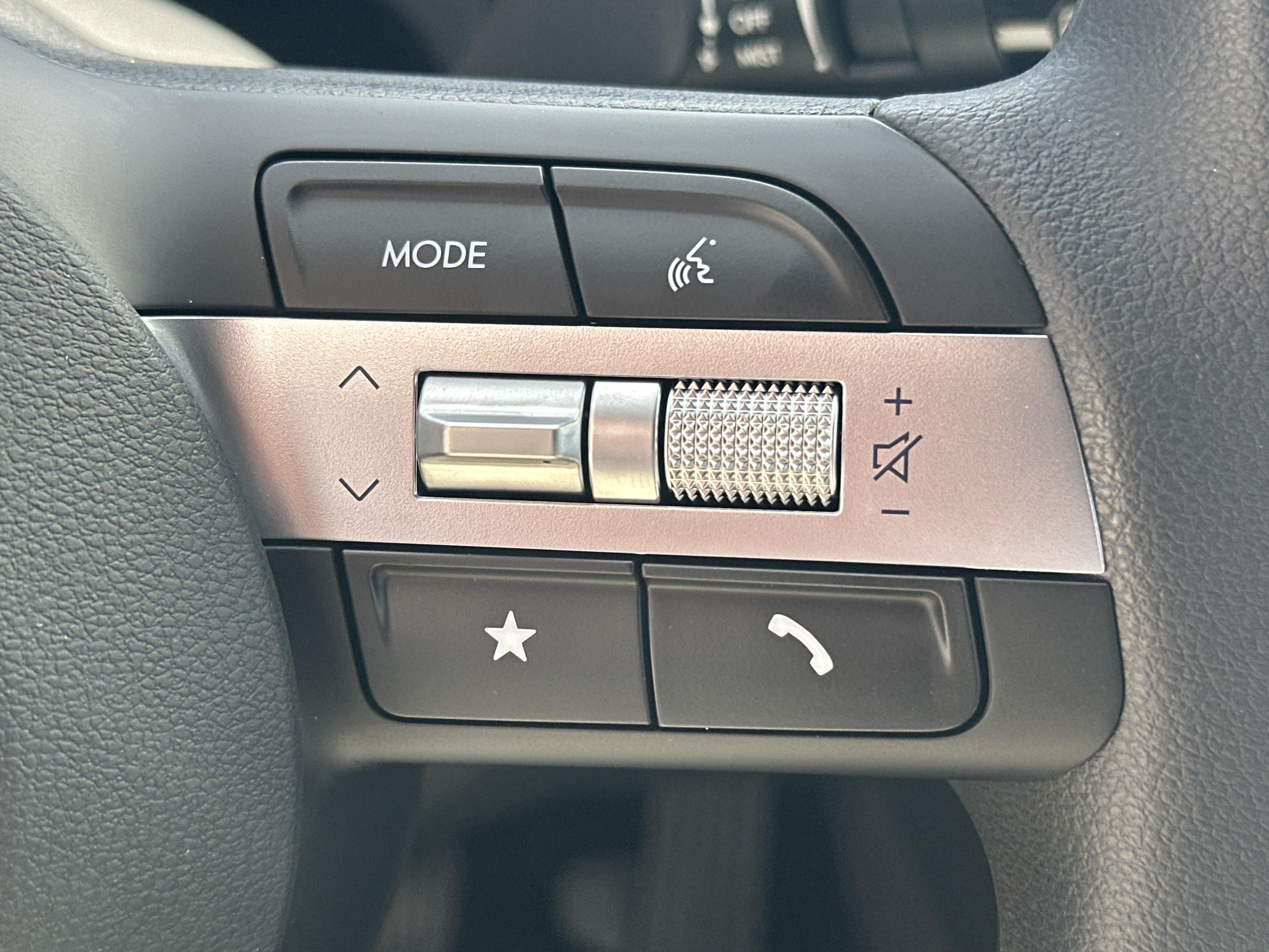 2027 Hyundai Santa Cruz SE FWD