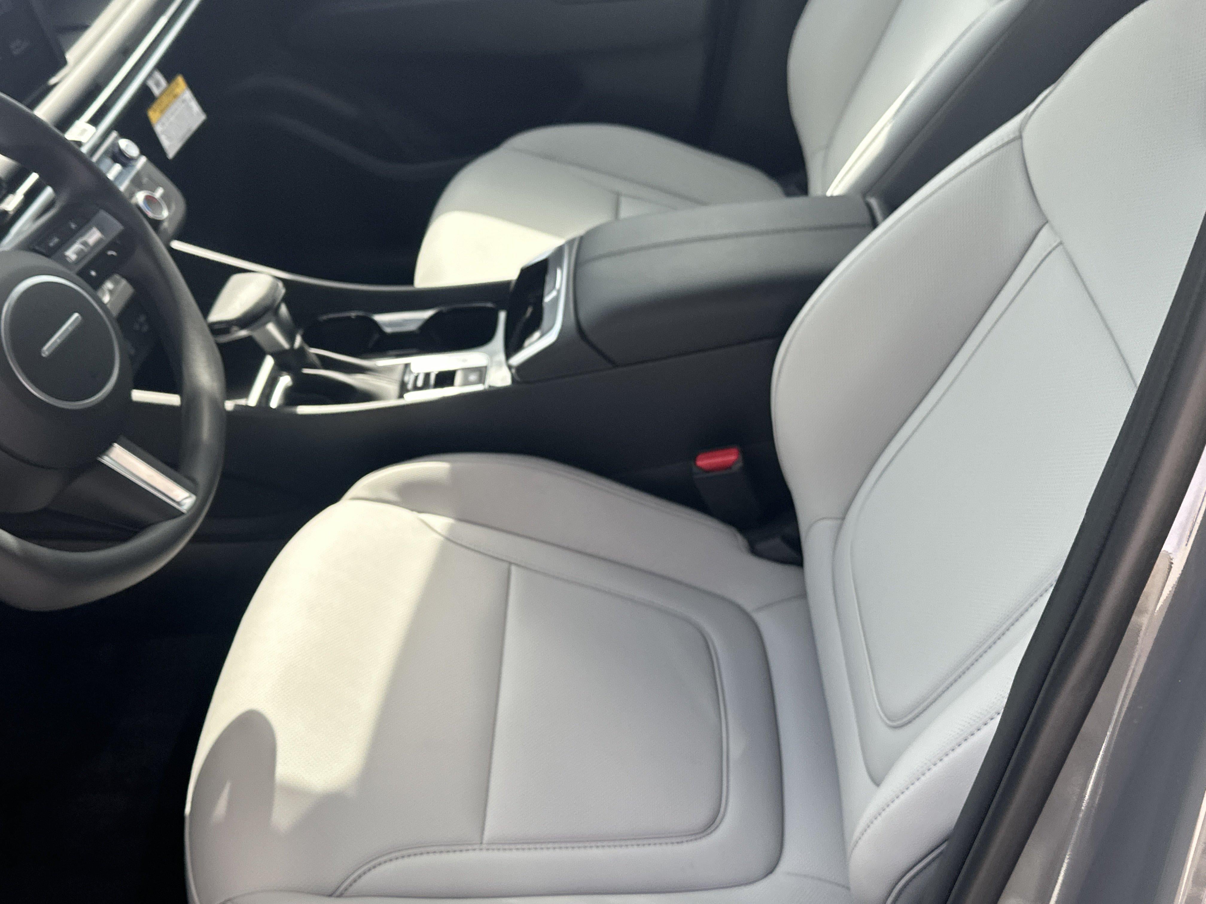 2027 Hyundai Santa Cruz SE AWD