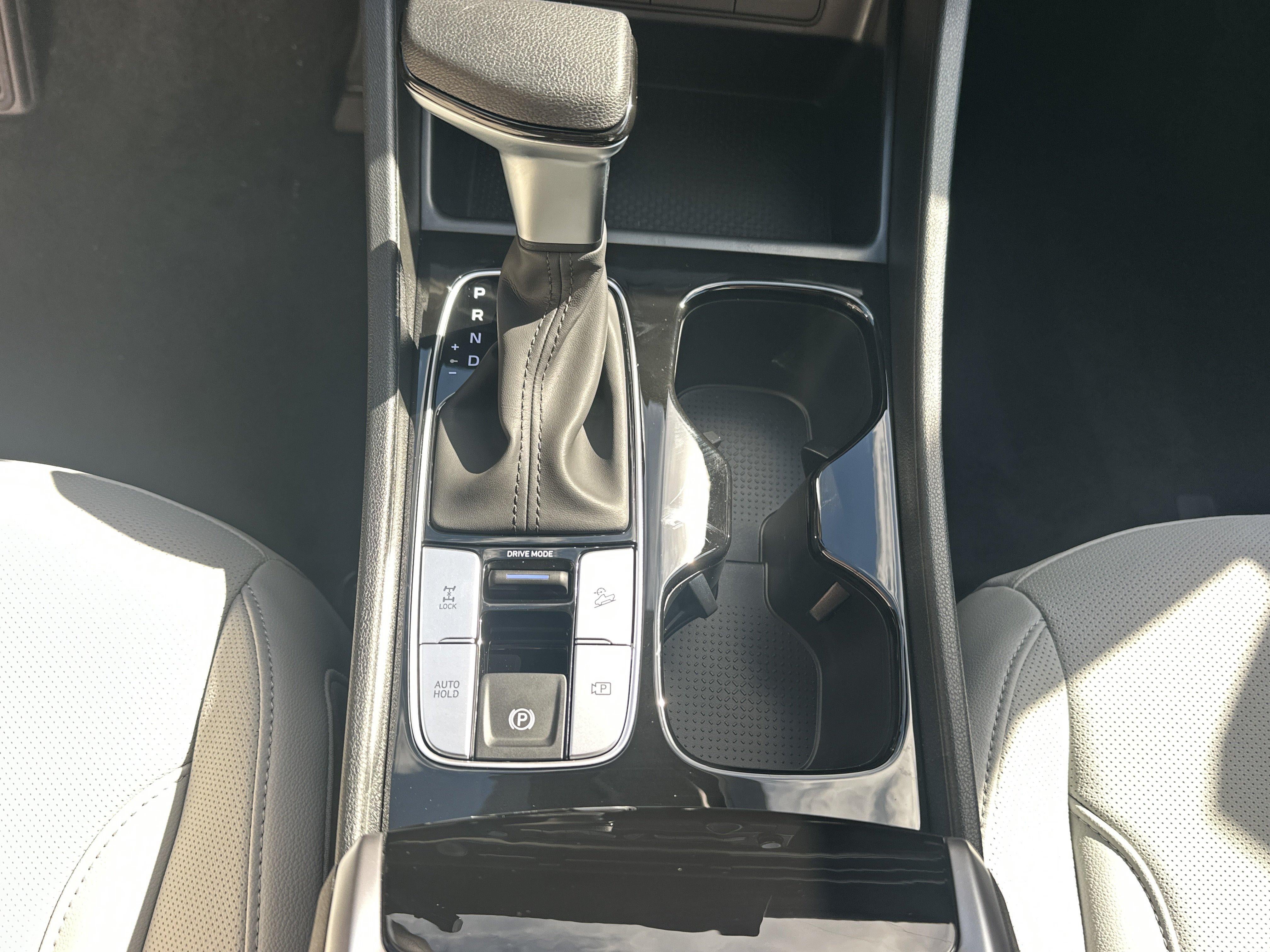 2027 Hyundai Santa Cruz SE AWD