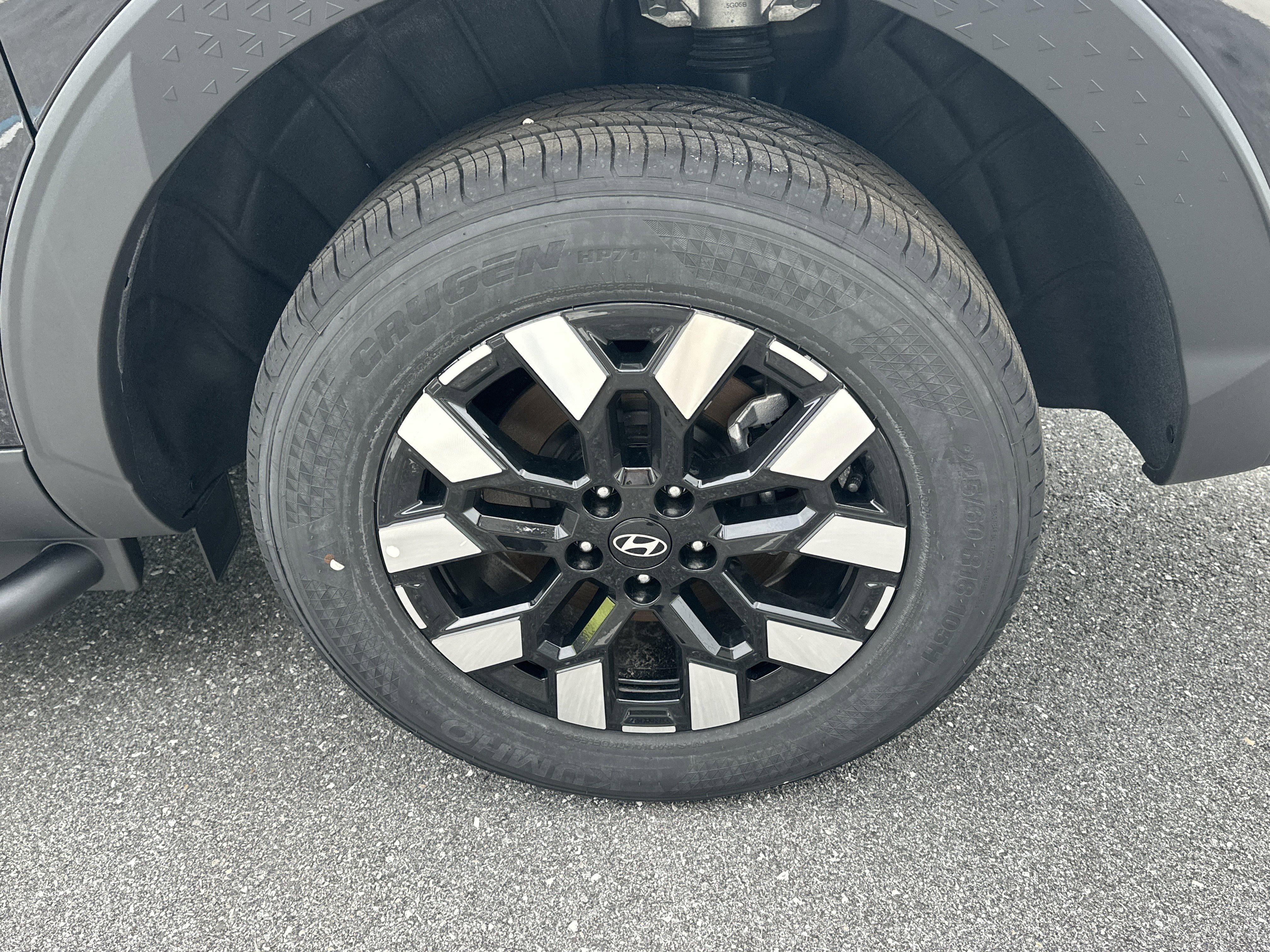 2026 Hyundai Santa Cruz SEL FWD