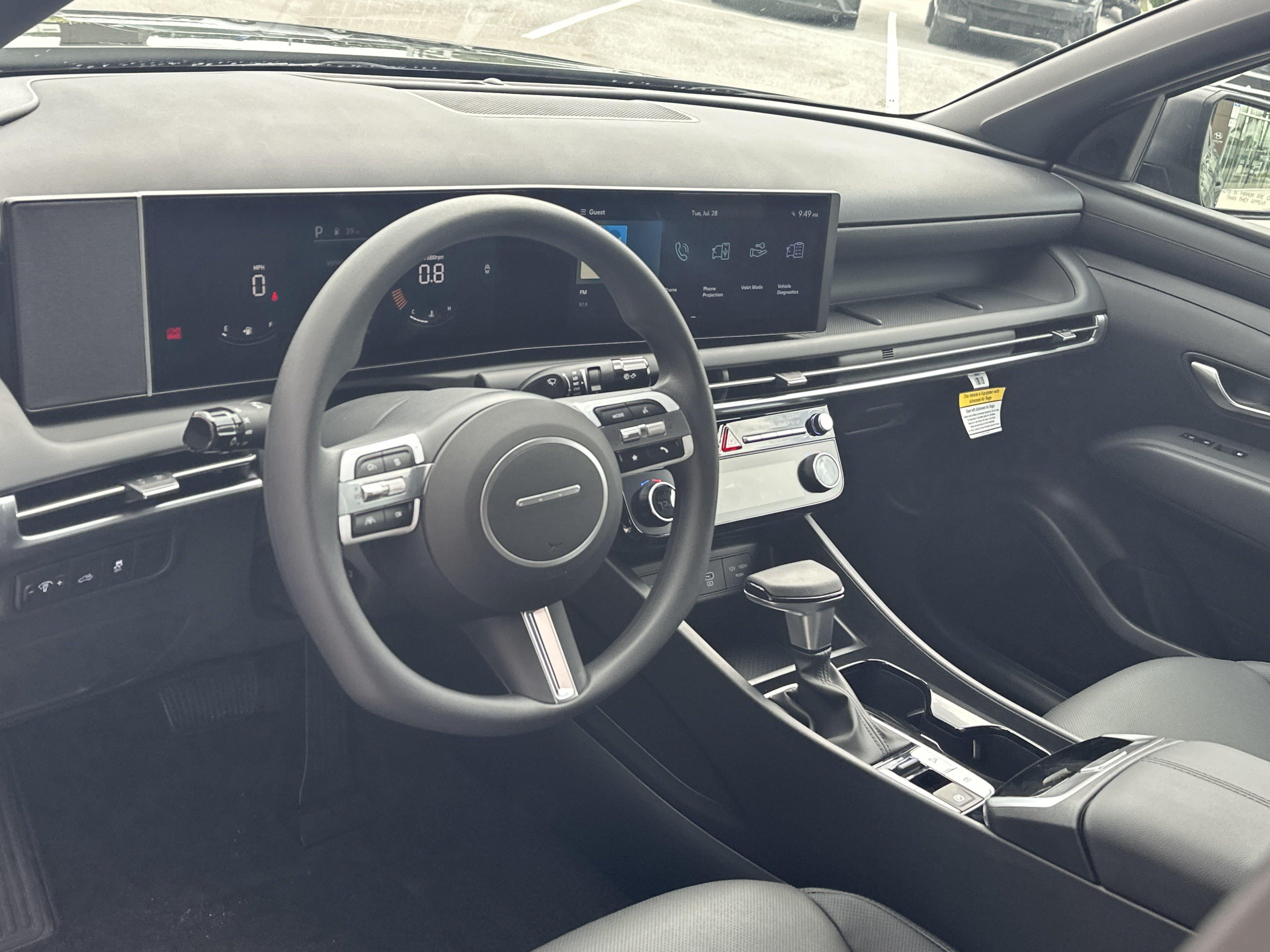 2026 Hyundai Santa Cruz SEL FWD