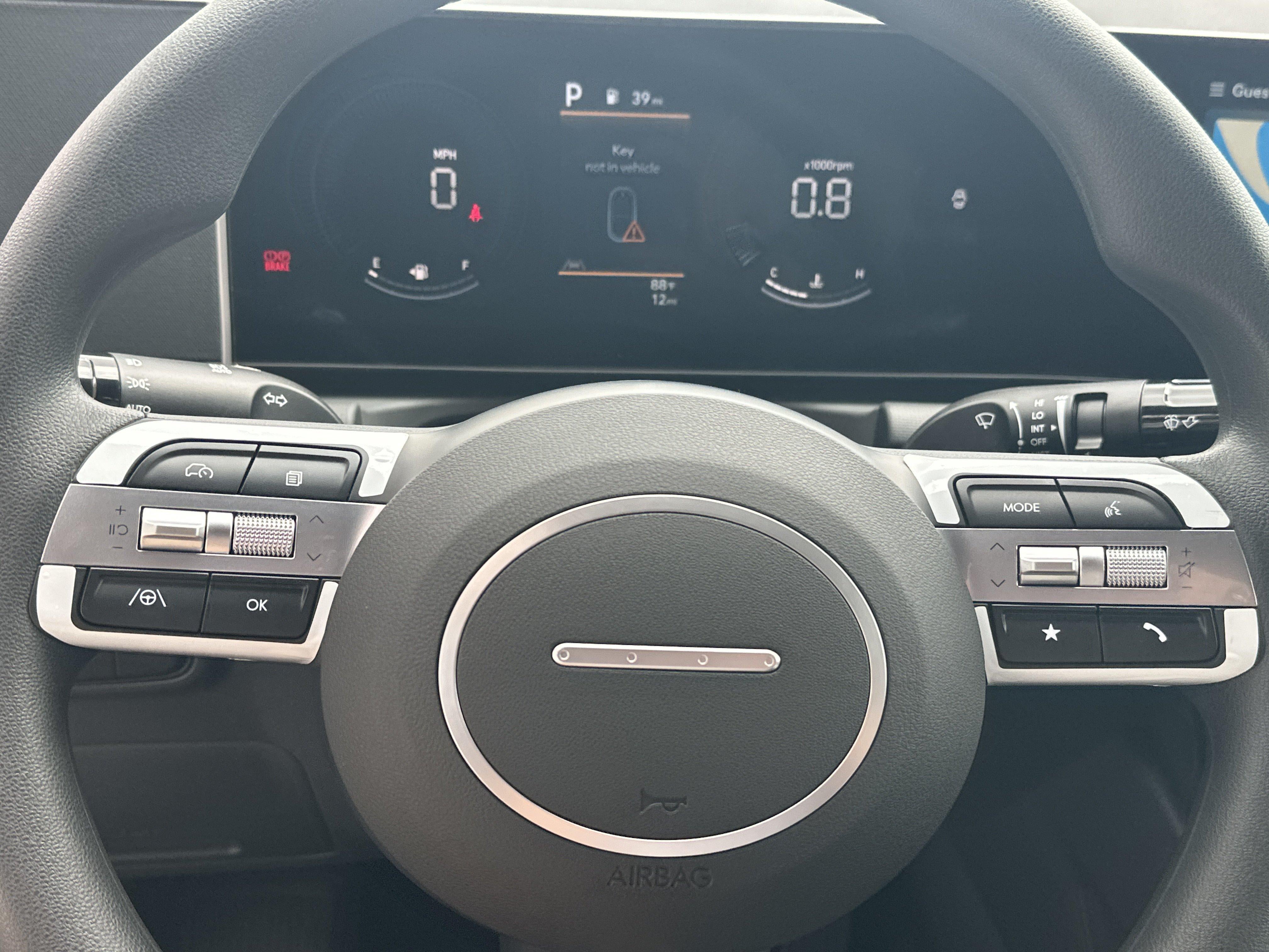 2026 Hyundai Santa Cruz SEL FWD