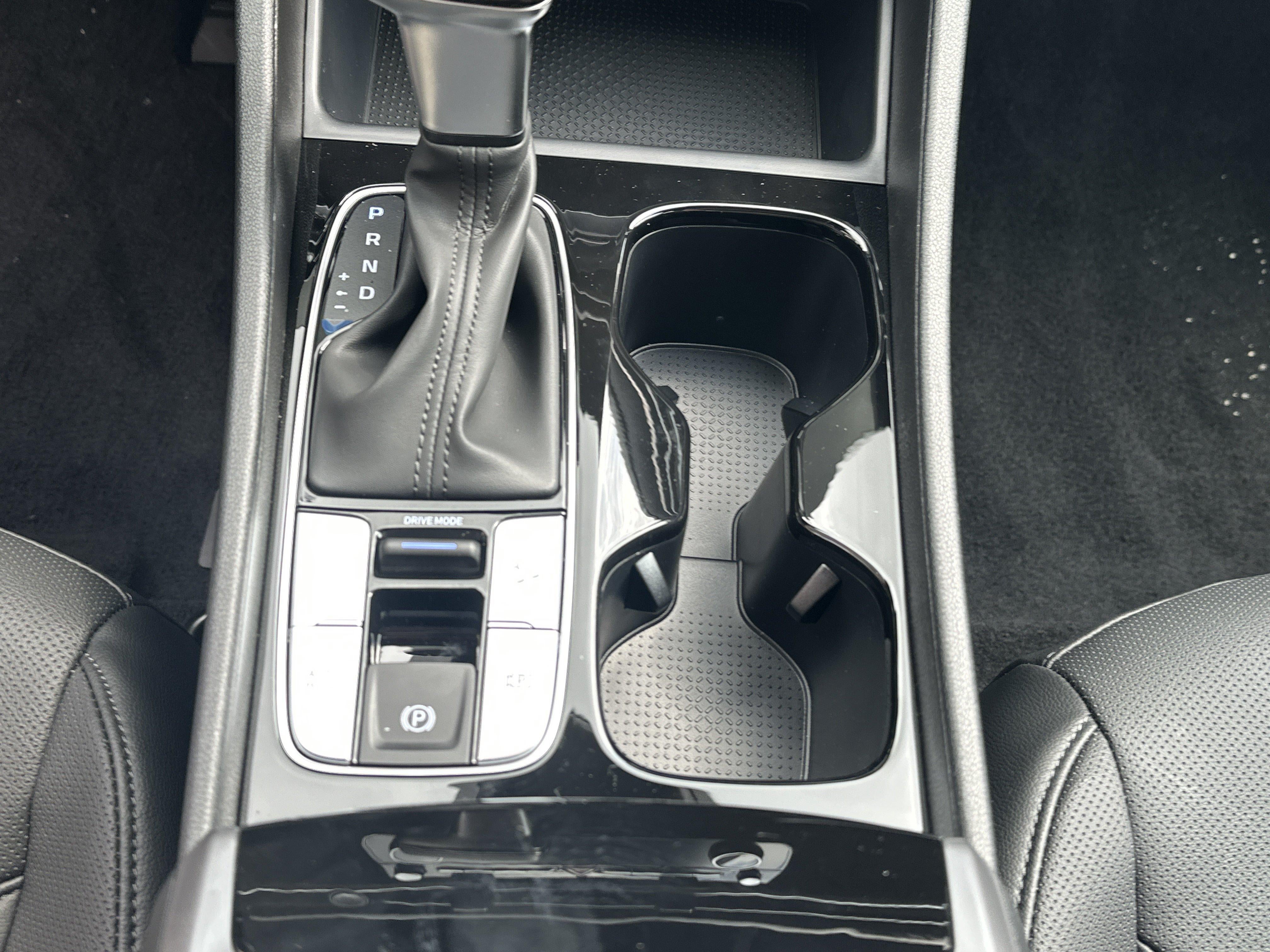 2026 Hyundai Santa Cruz SEL FWD